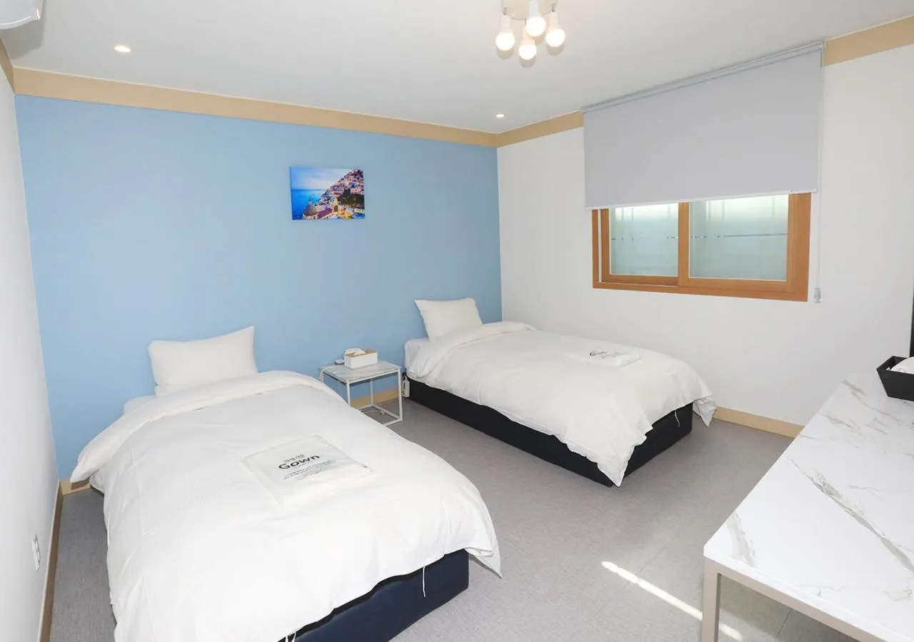 Photo of the whole room, Bed in Maison Mini Hotel