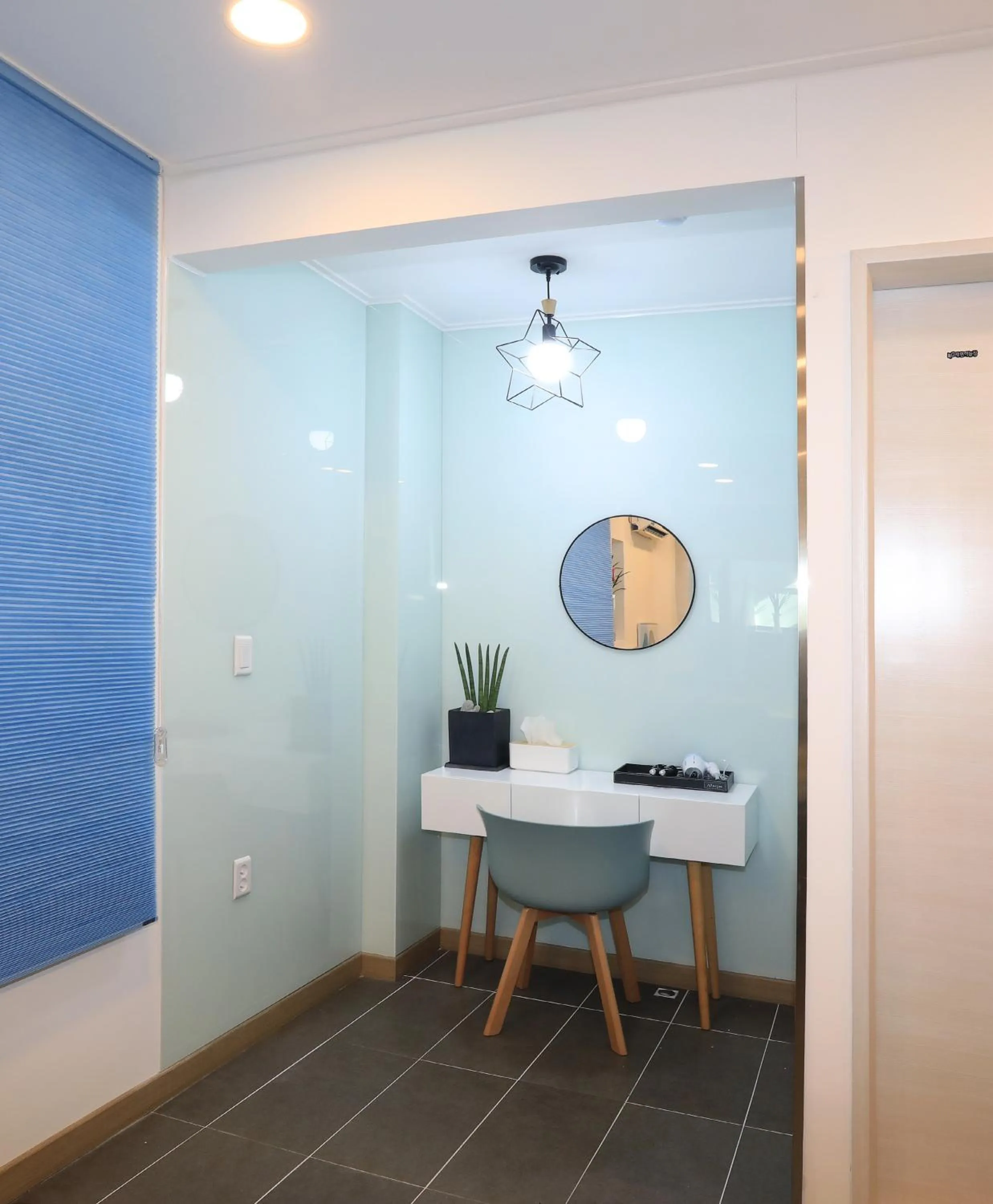 Area and facilities in Maison Mini Hotel