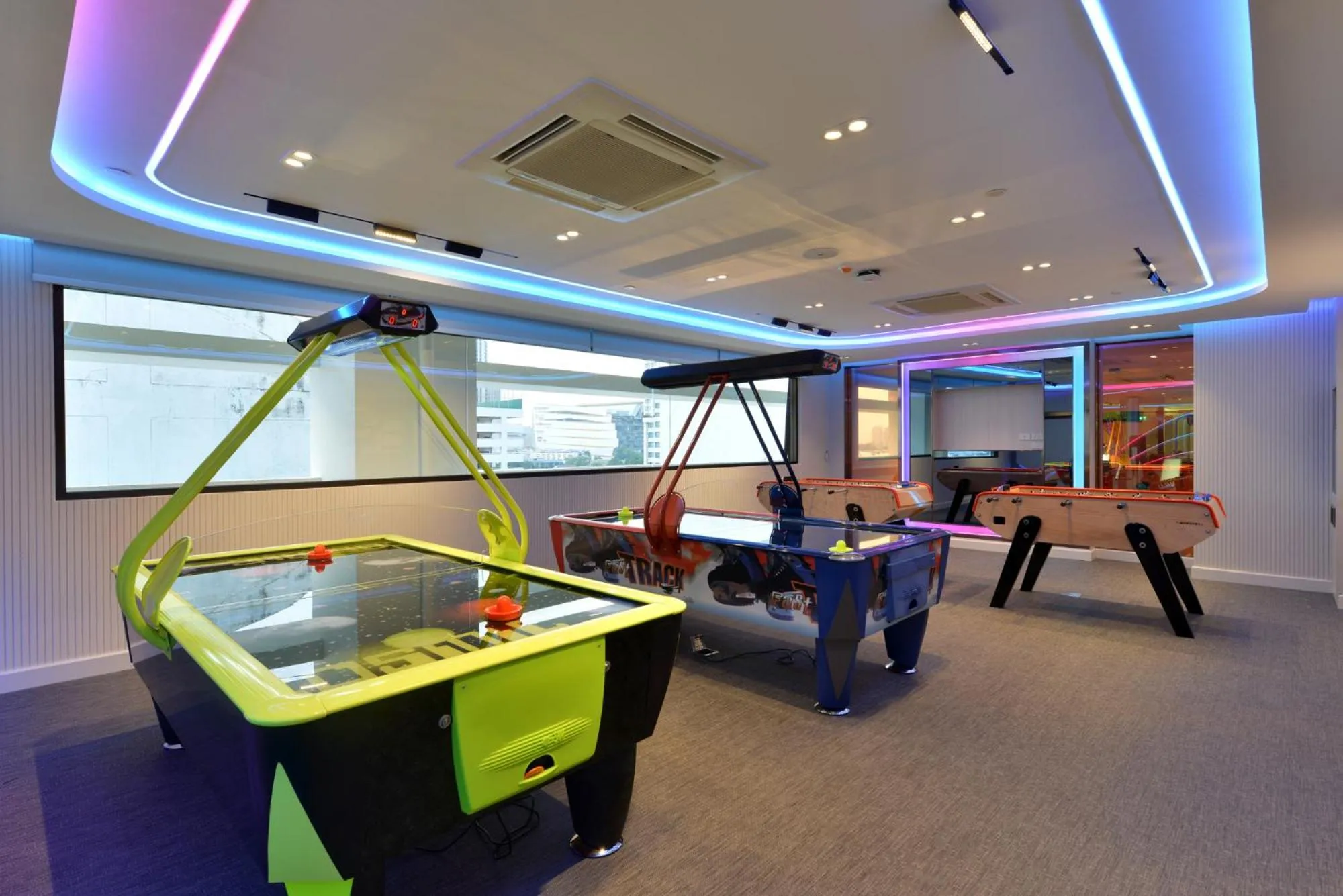 Entertainment in Centre Point Plus Hotel Silom - Newly Renovated