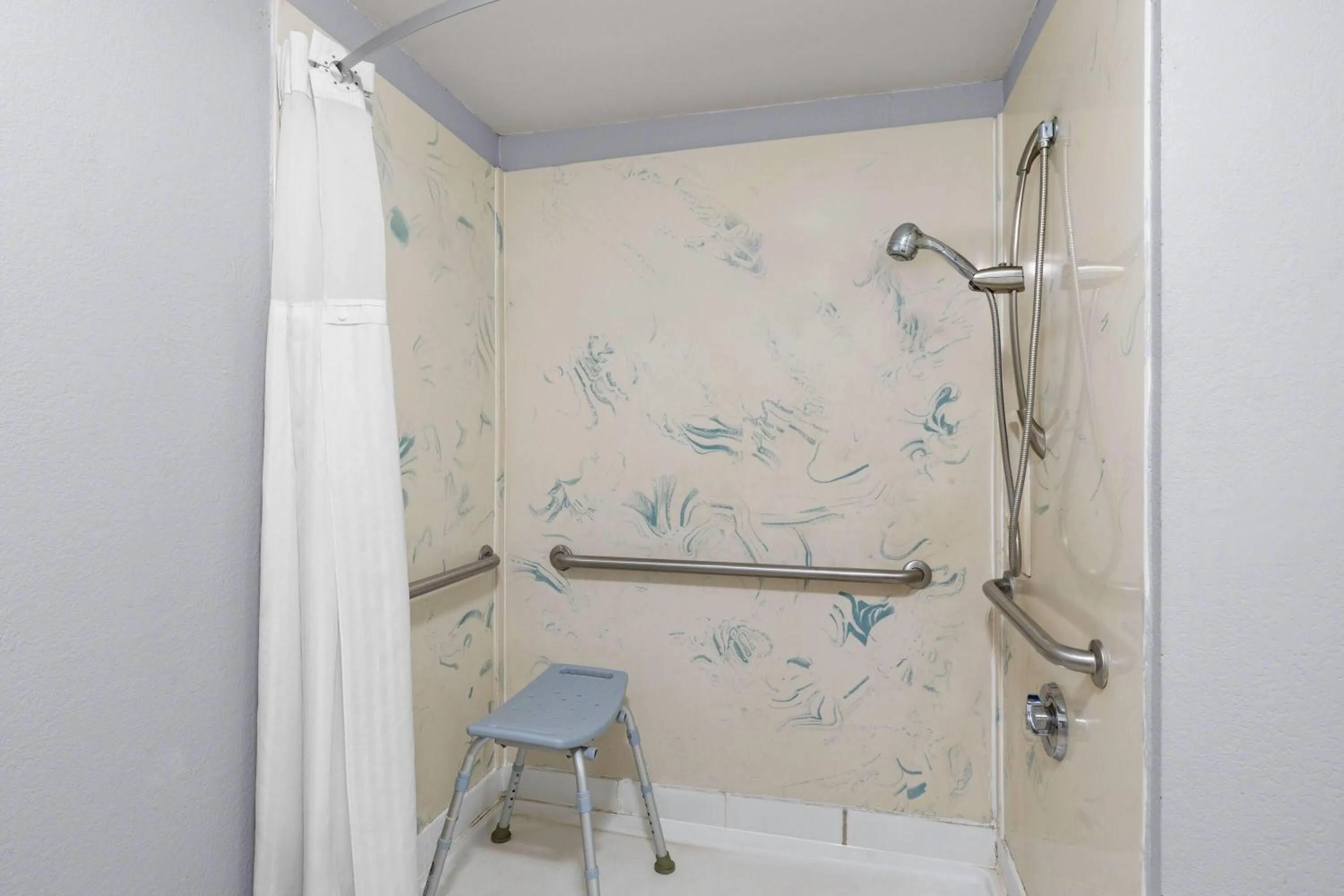 Shower in Super 8 by Wyndham Bulls Gap Greeneville Area