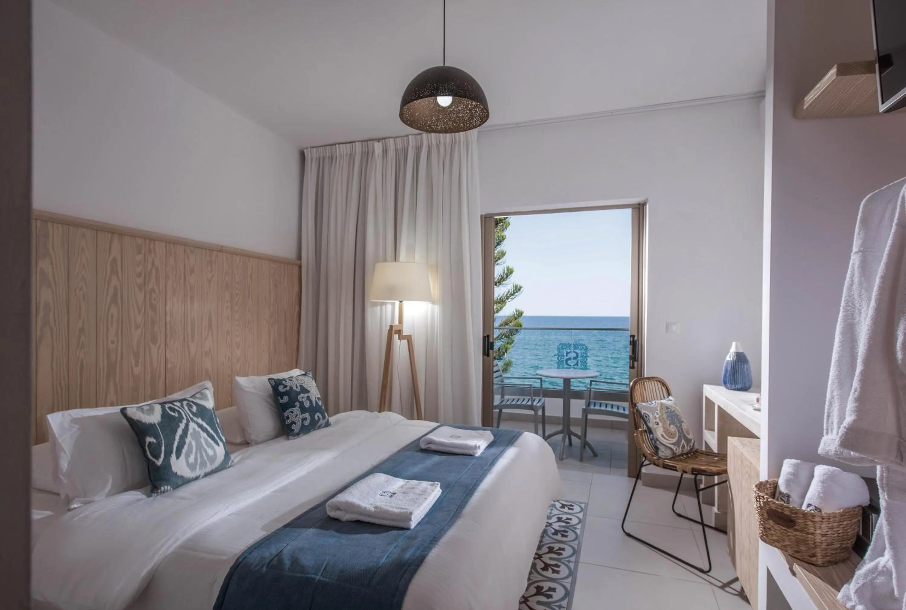 Sea view, Bed in Serenity Spritz Boutique Hotel - Adults Only