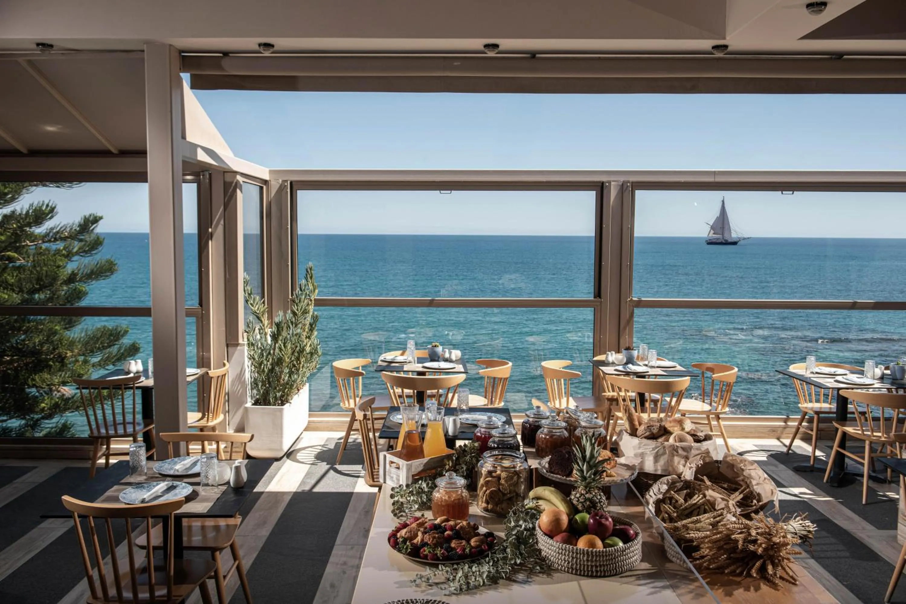 Restaurant/places to eat in Serenity Spritz Boutique Hotel - Adults Only