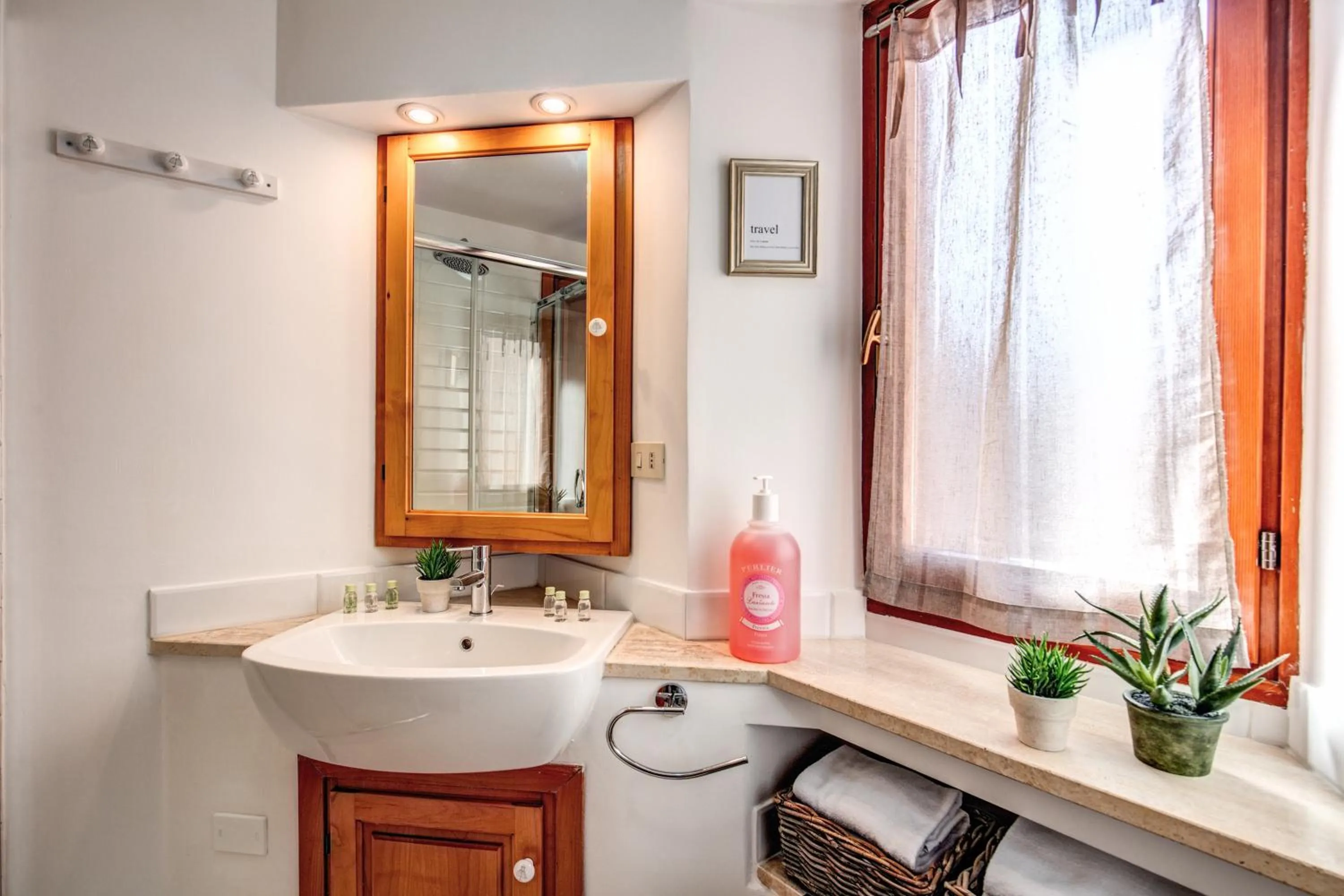 Bathroom in Colosseo Miracle Suite