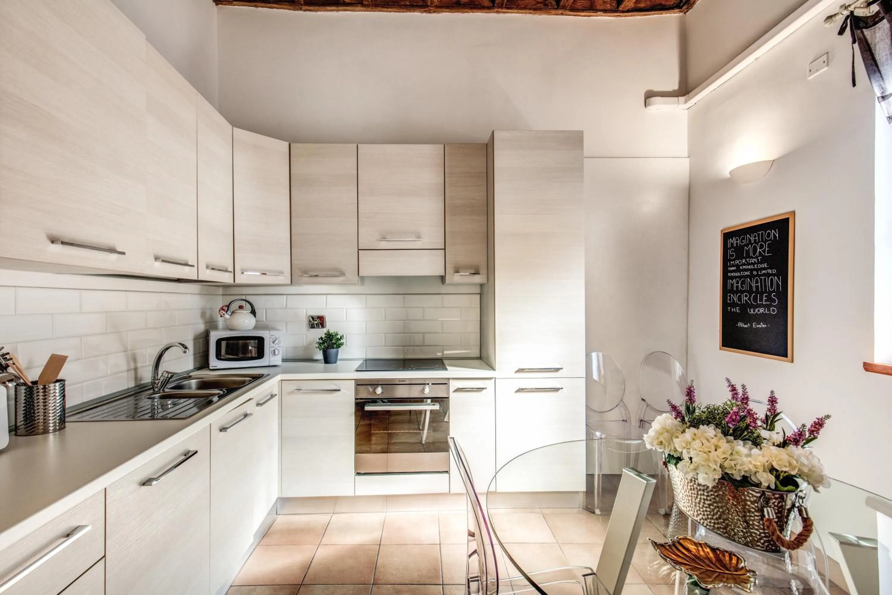 Kitchen or kitchenette in Colosseo Miracle Suite