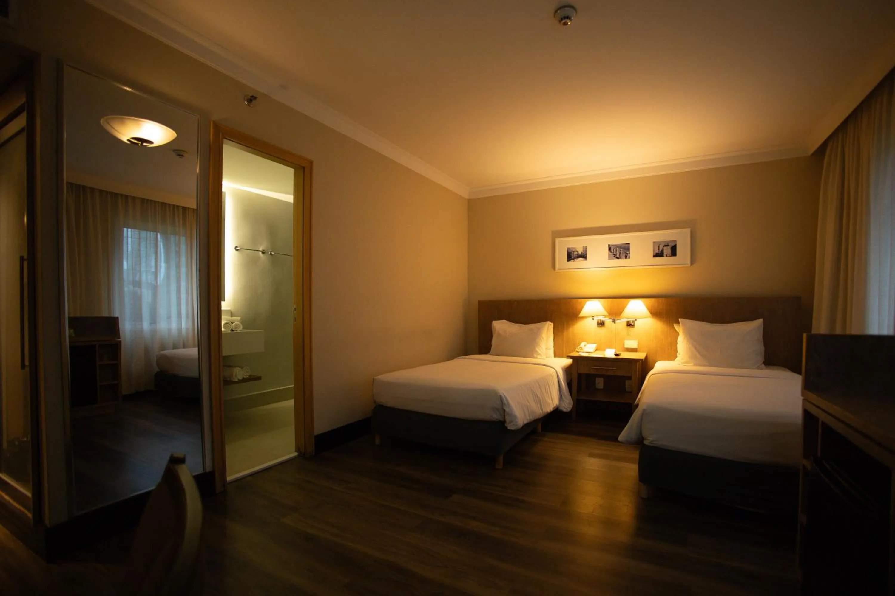 Bed in Park Inn by Radisson Berrini