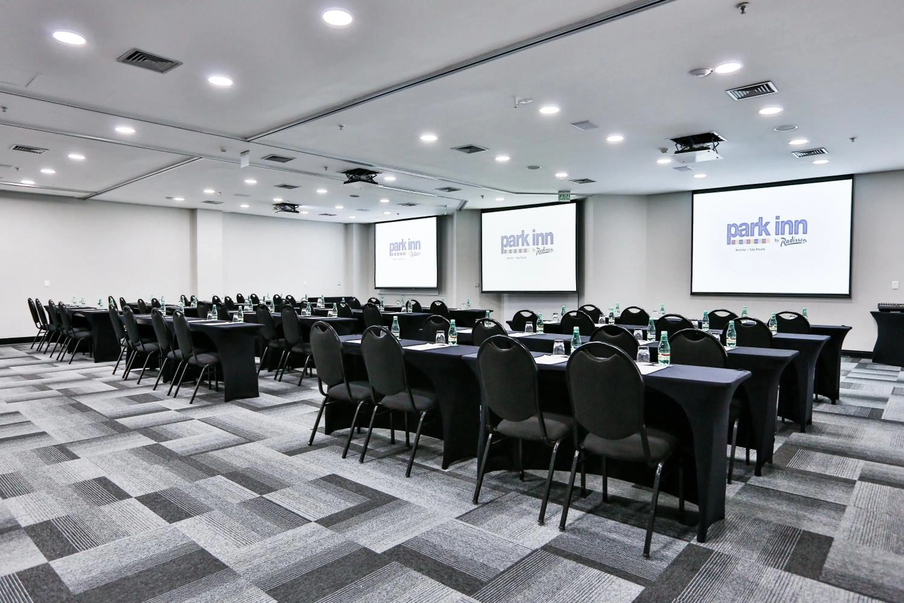 Meeting/conference room in Park Inn by Radisson Berrini