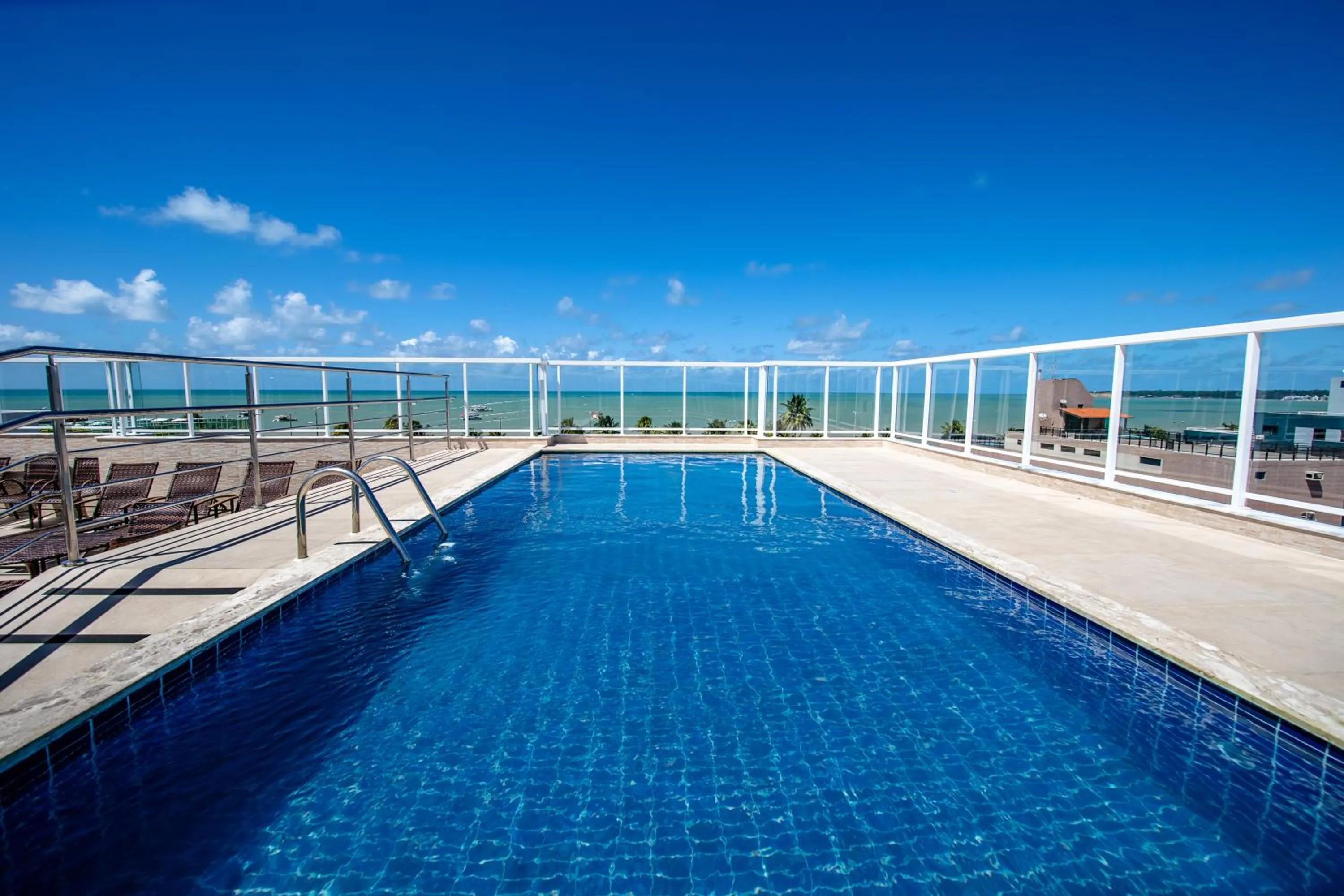Swimming pool in Tambau Beach Hotel