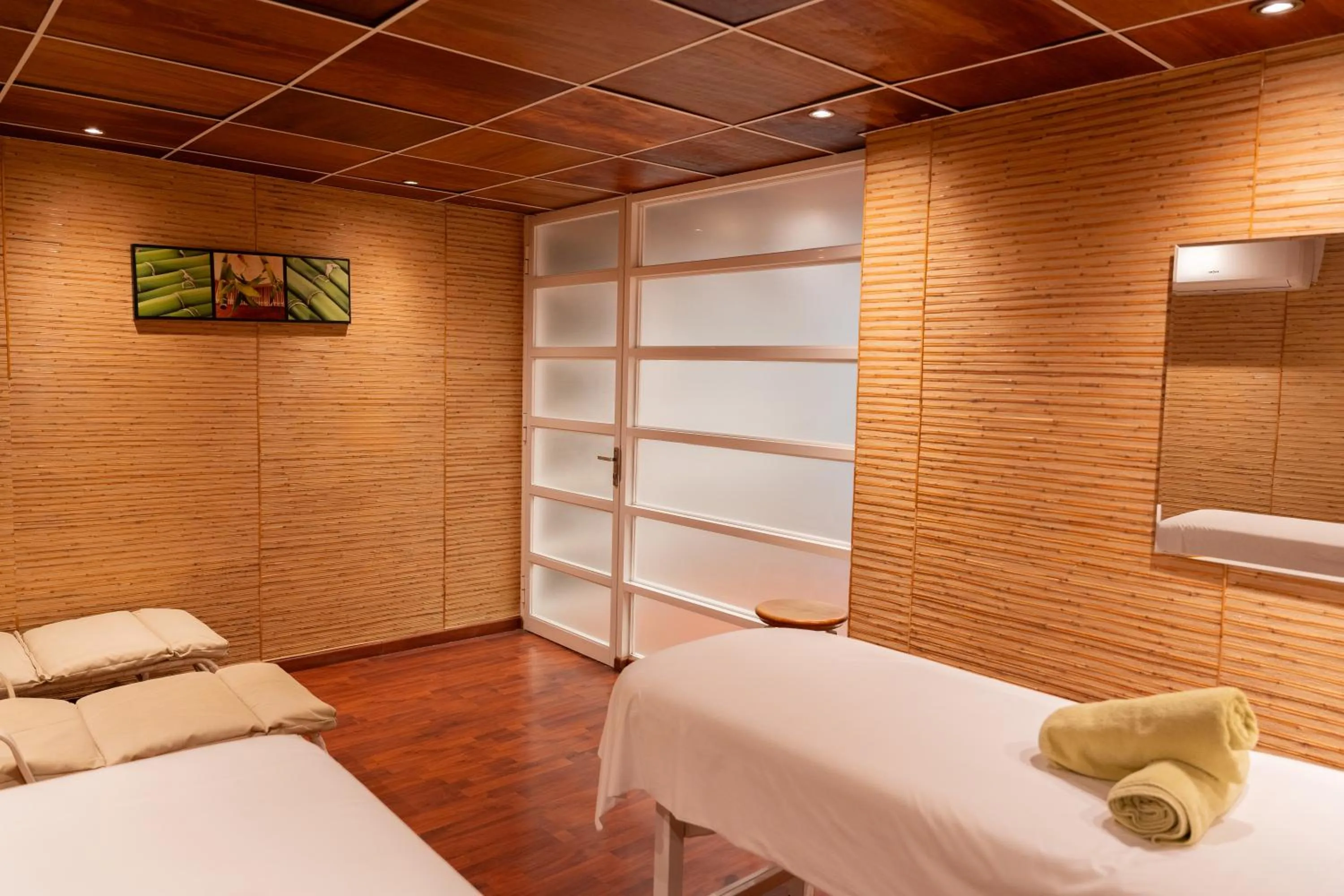 Massage in Terrado Suites Iquique