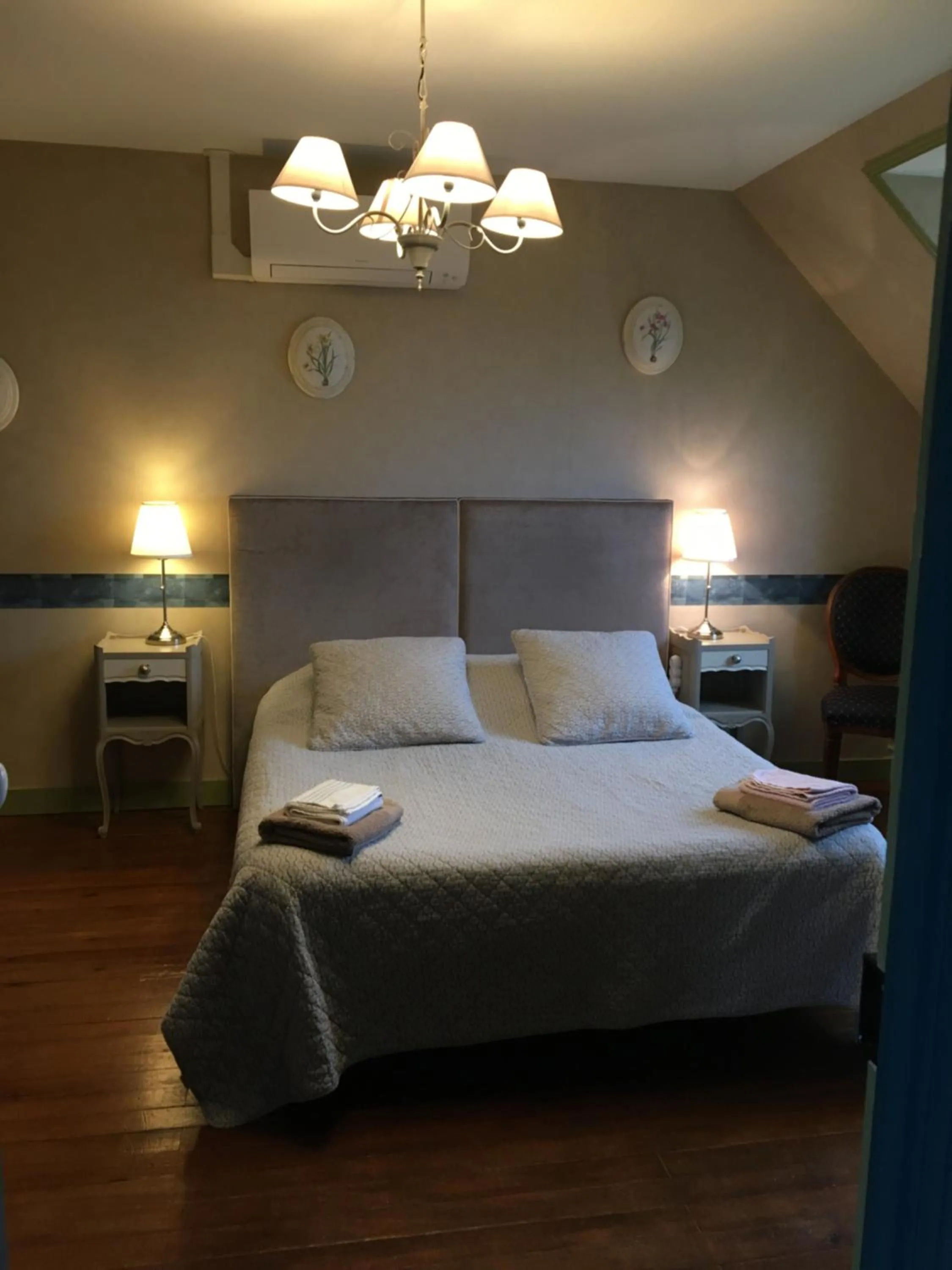 air conditioner, Bed in Le Clos Mony