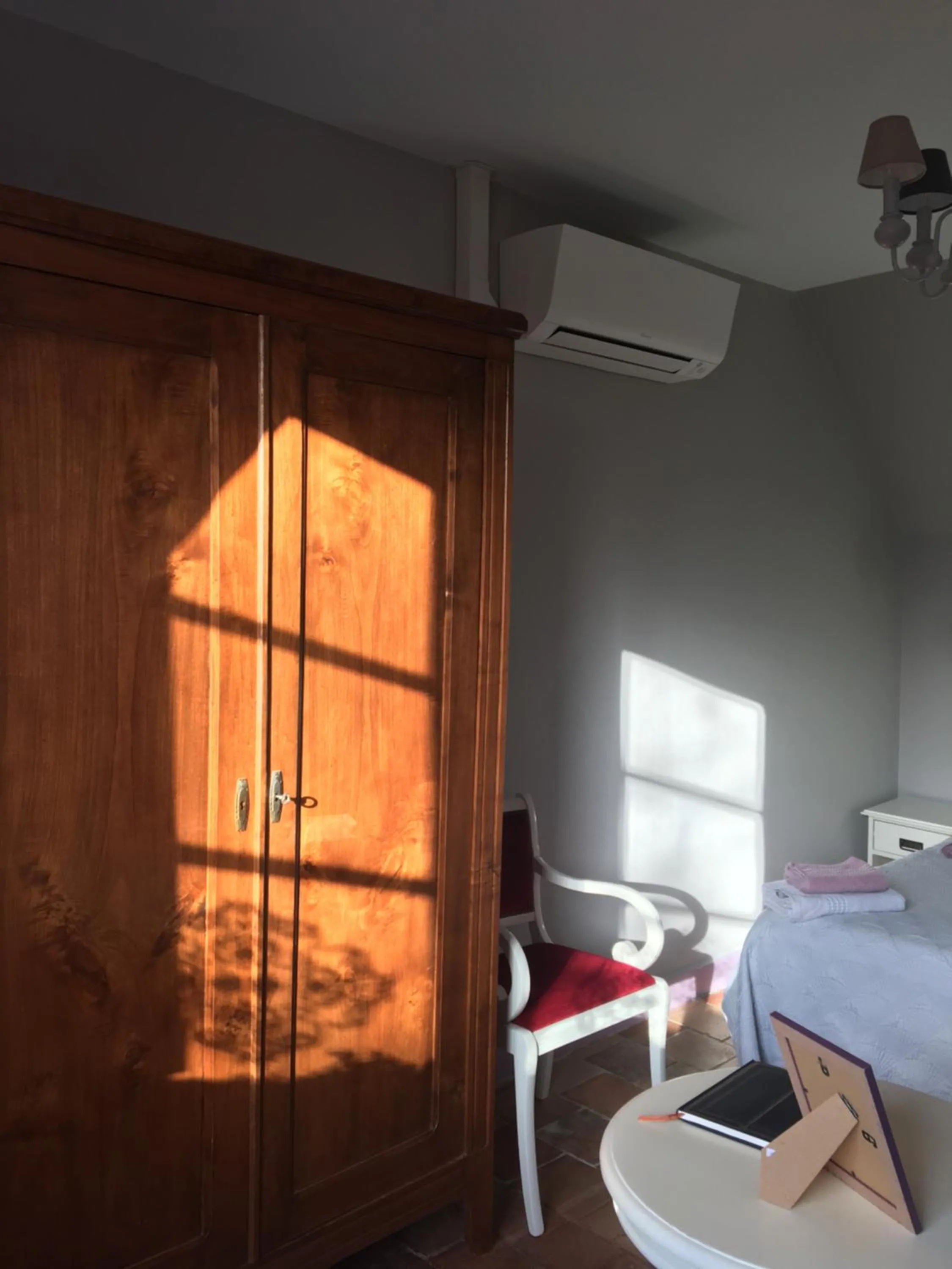 Bed in Le Clos Mony