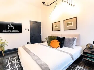 Bed in Saint Philip Residence