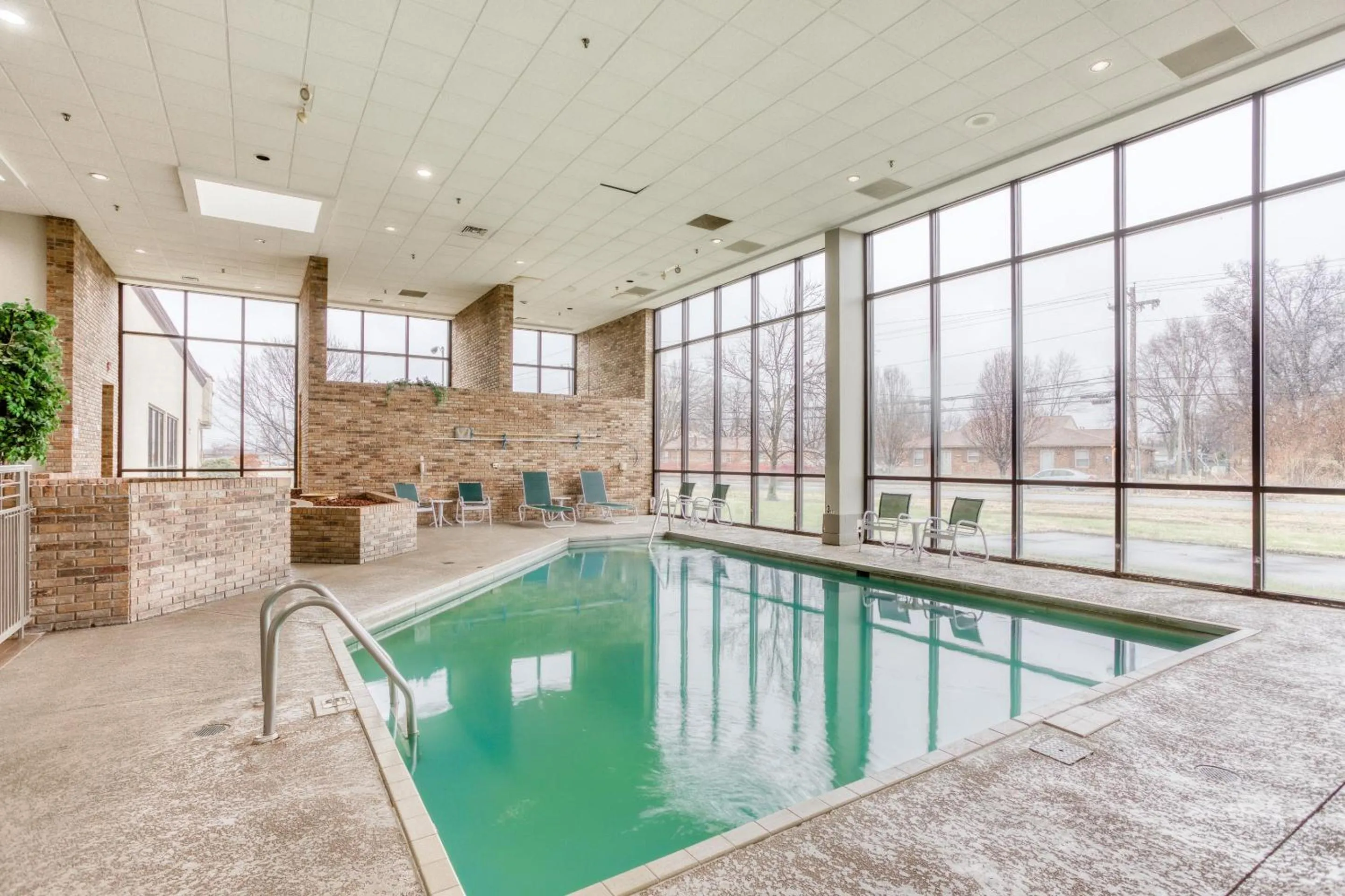 Swimming pool in OYO Townhouse Owensboro West