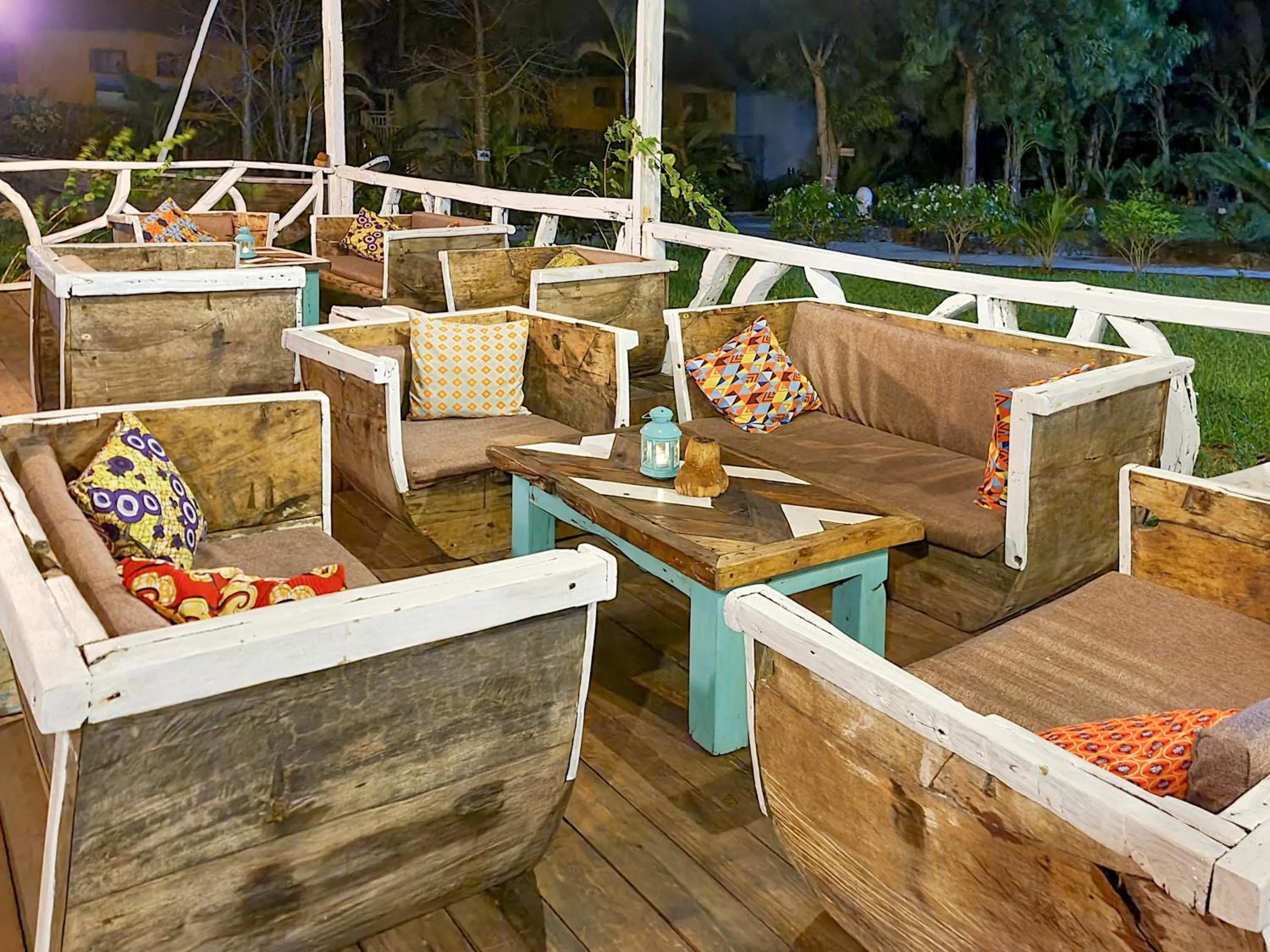 Lounge or bar in Paradise Beach Resort & Spa