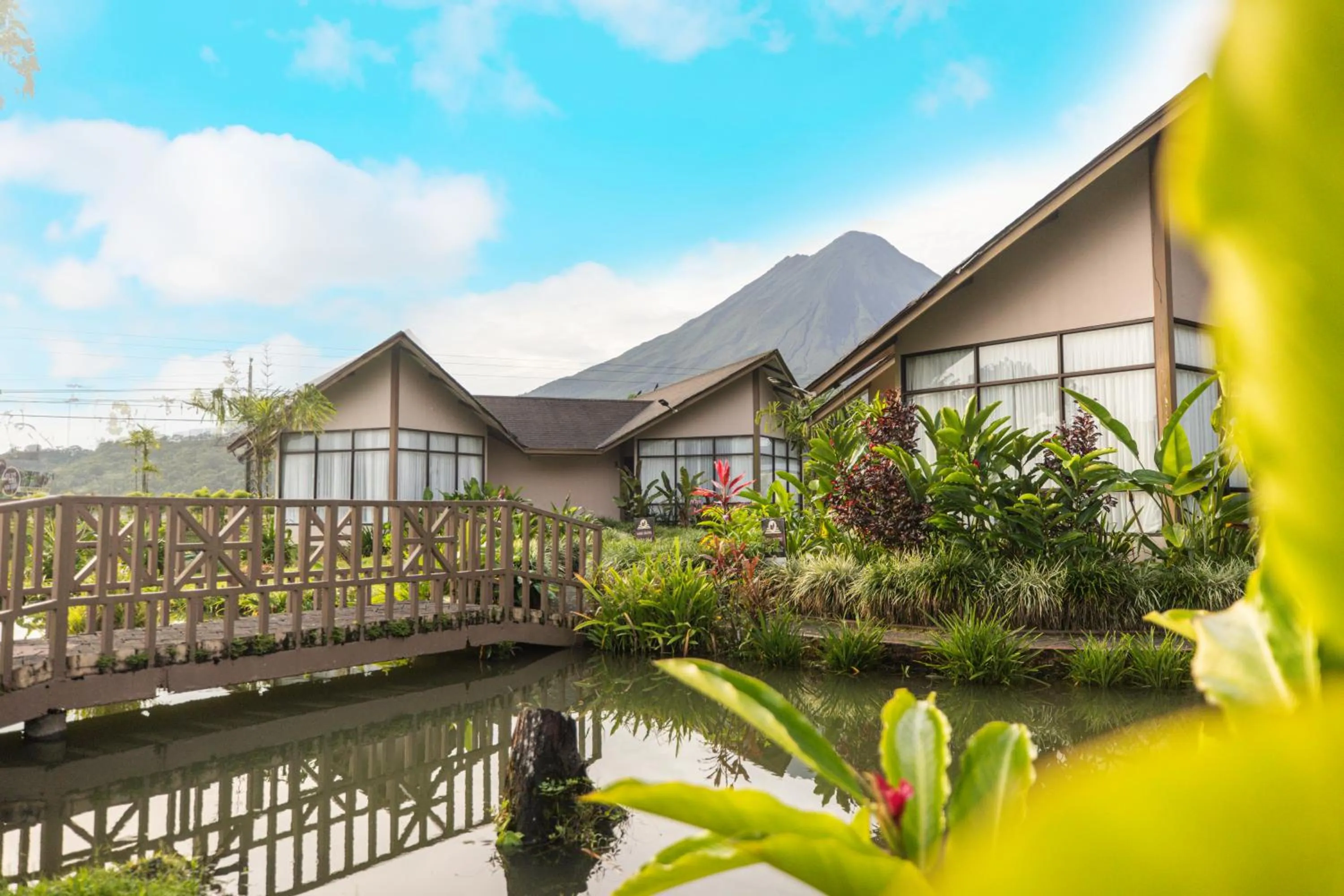Facade/entrance in Montaña de fuego Mountain Resort & Spa