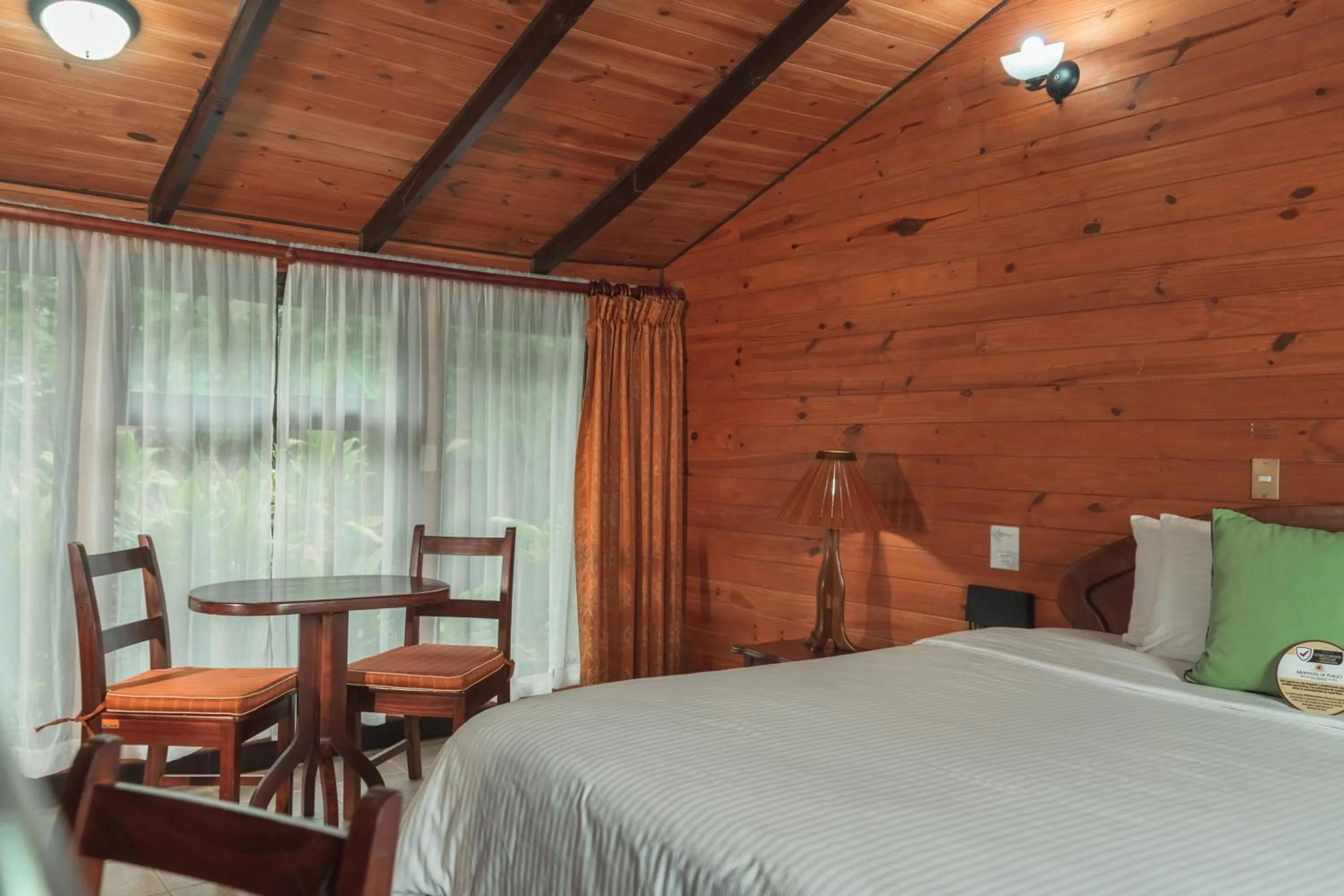 Bed in Montaña de fuego Mountain Resort & Spa