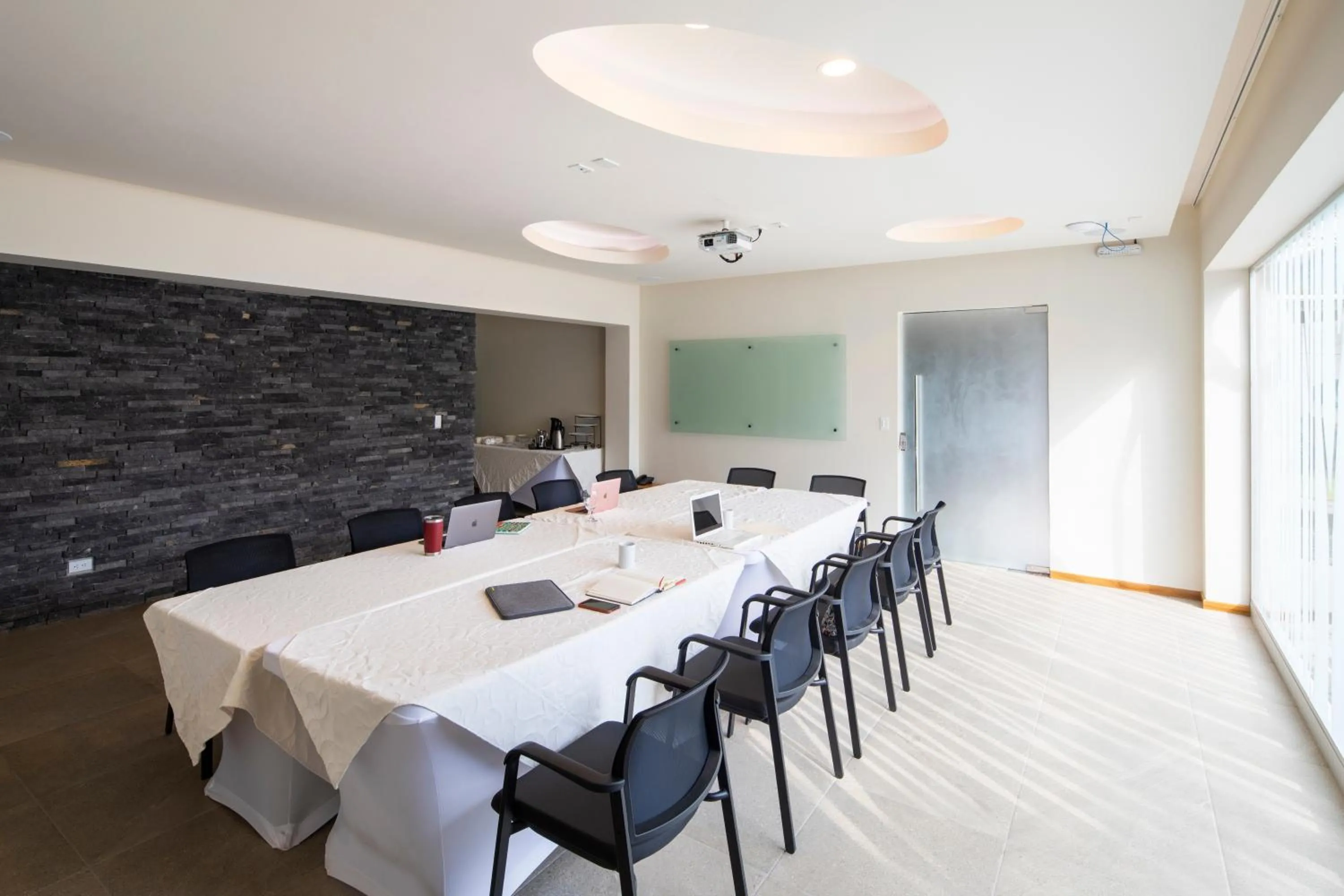 Meeting/conference room in Hotel Villa Los Candiles