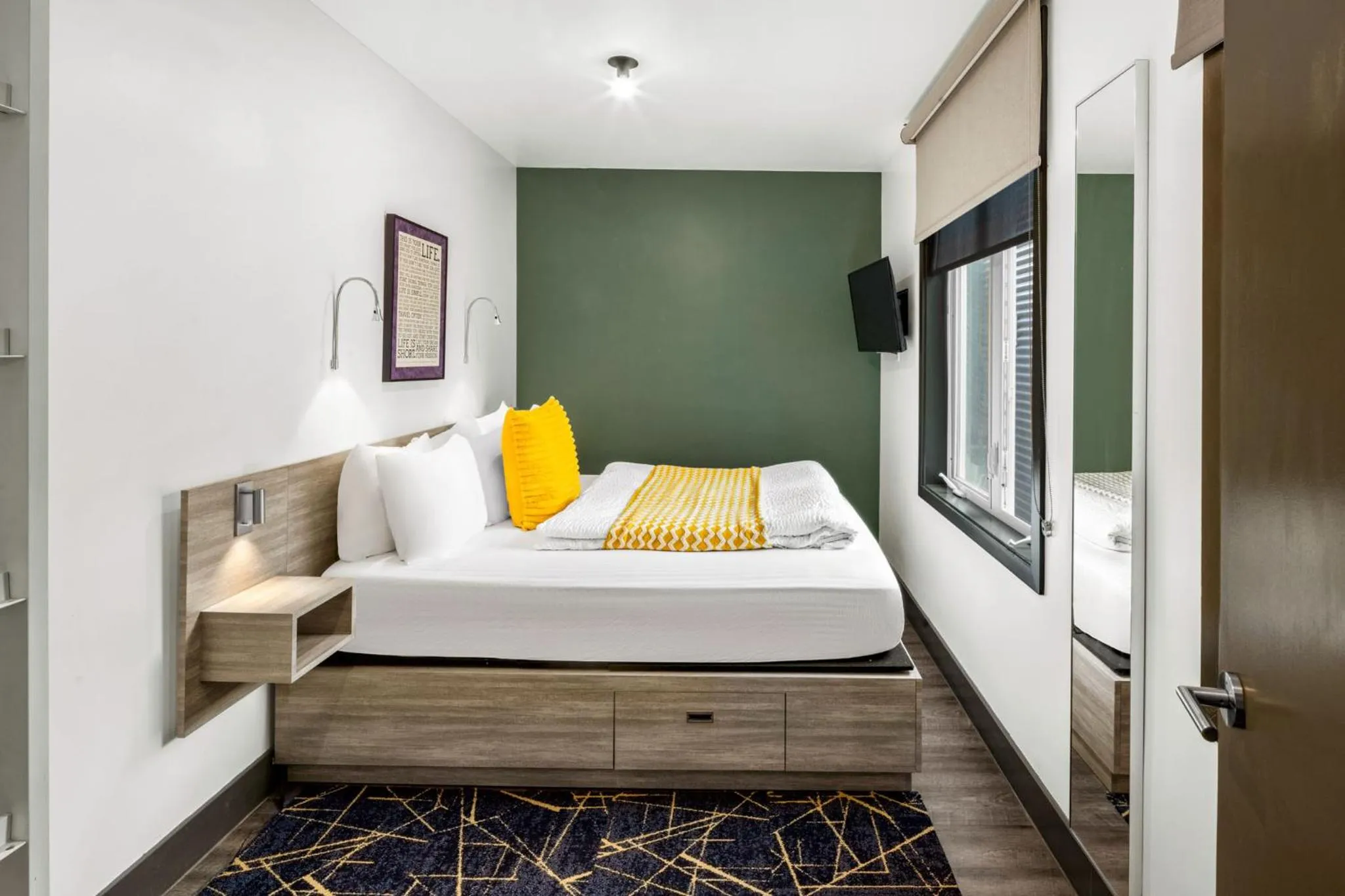 Bed in Silverbow Inn