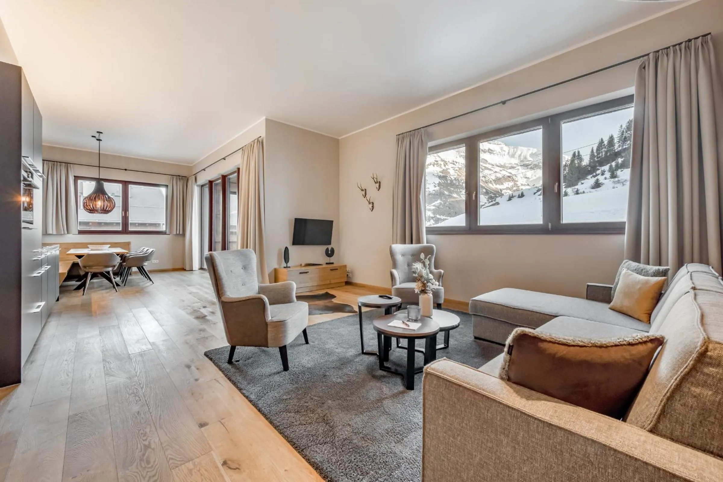 Living room in AlpenParks Hotel & Apartment Arlberg Warth mit Pool