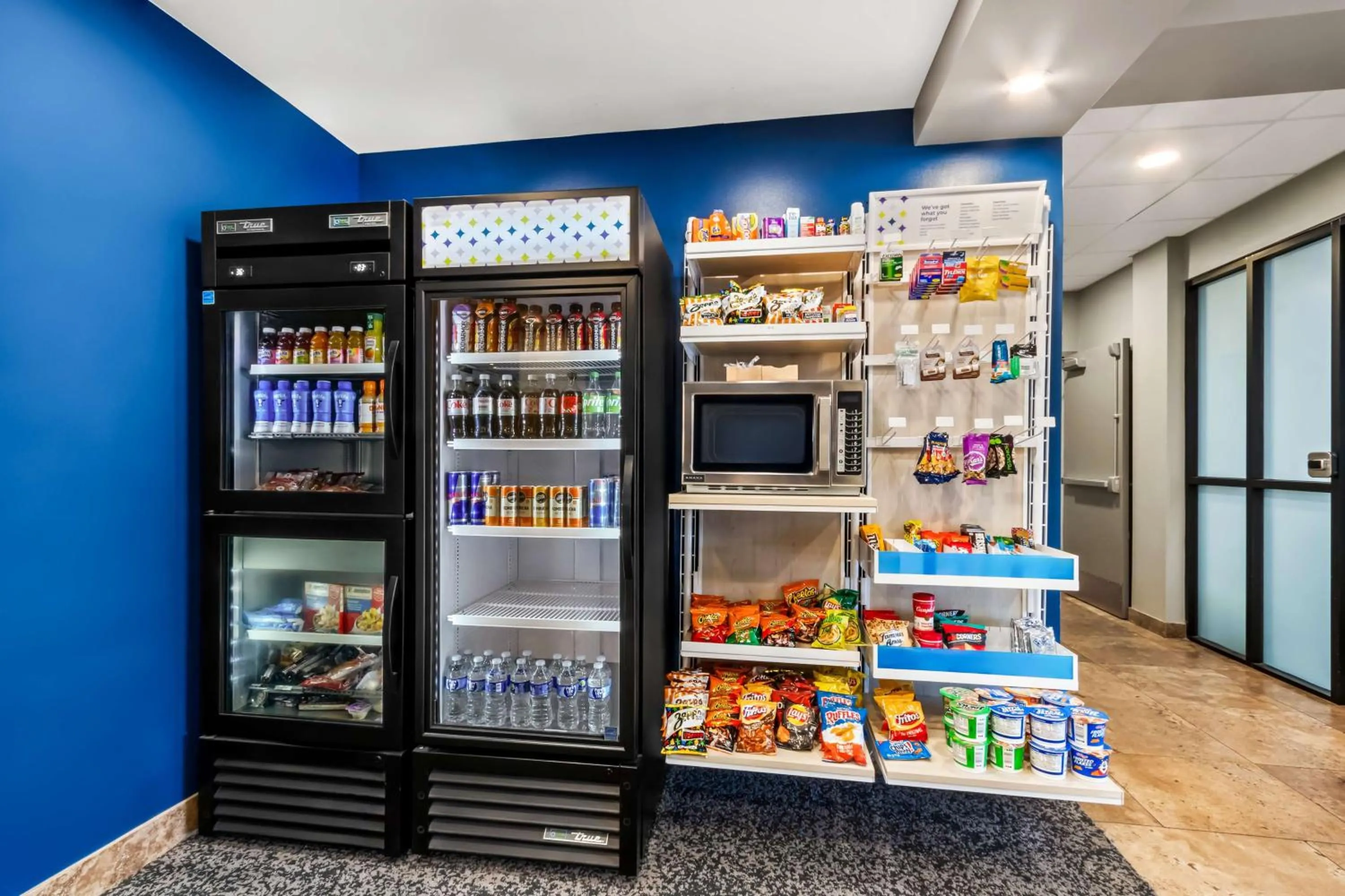 Dining area in Legacy Inn & Suites
