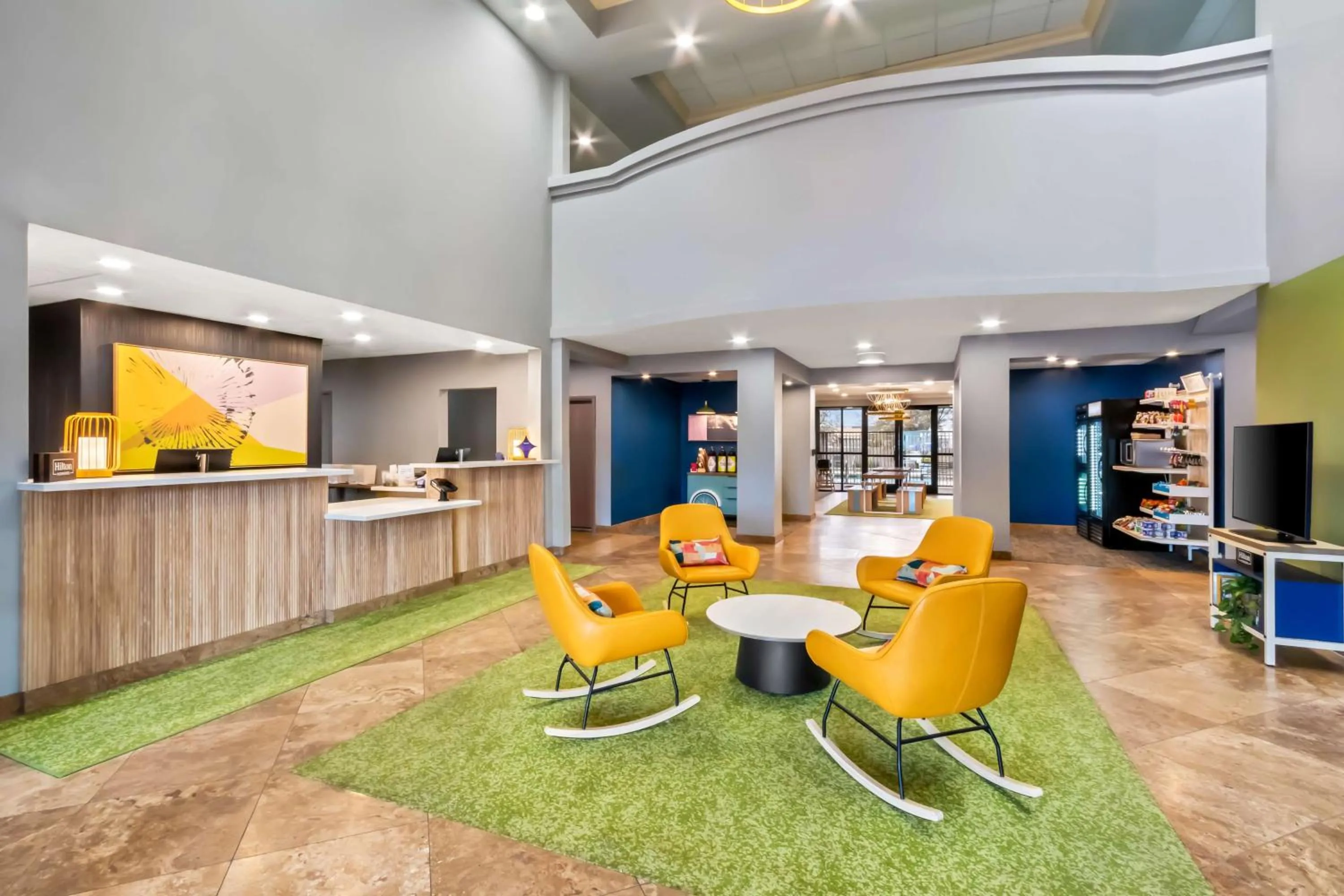 Lobby or reception in Spark by Hilton Phoenix East Mesa