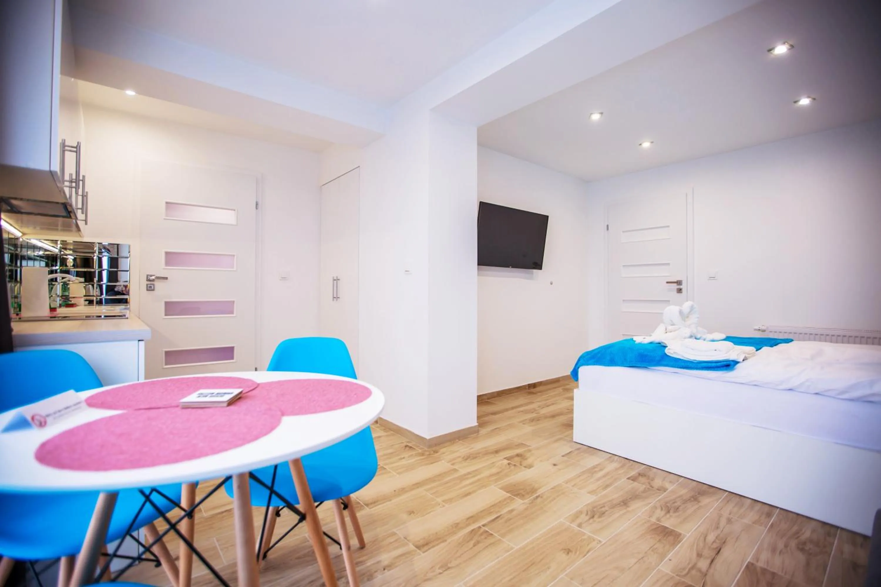 Photo of the whole room, Bed in Adonis Apartments