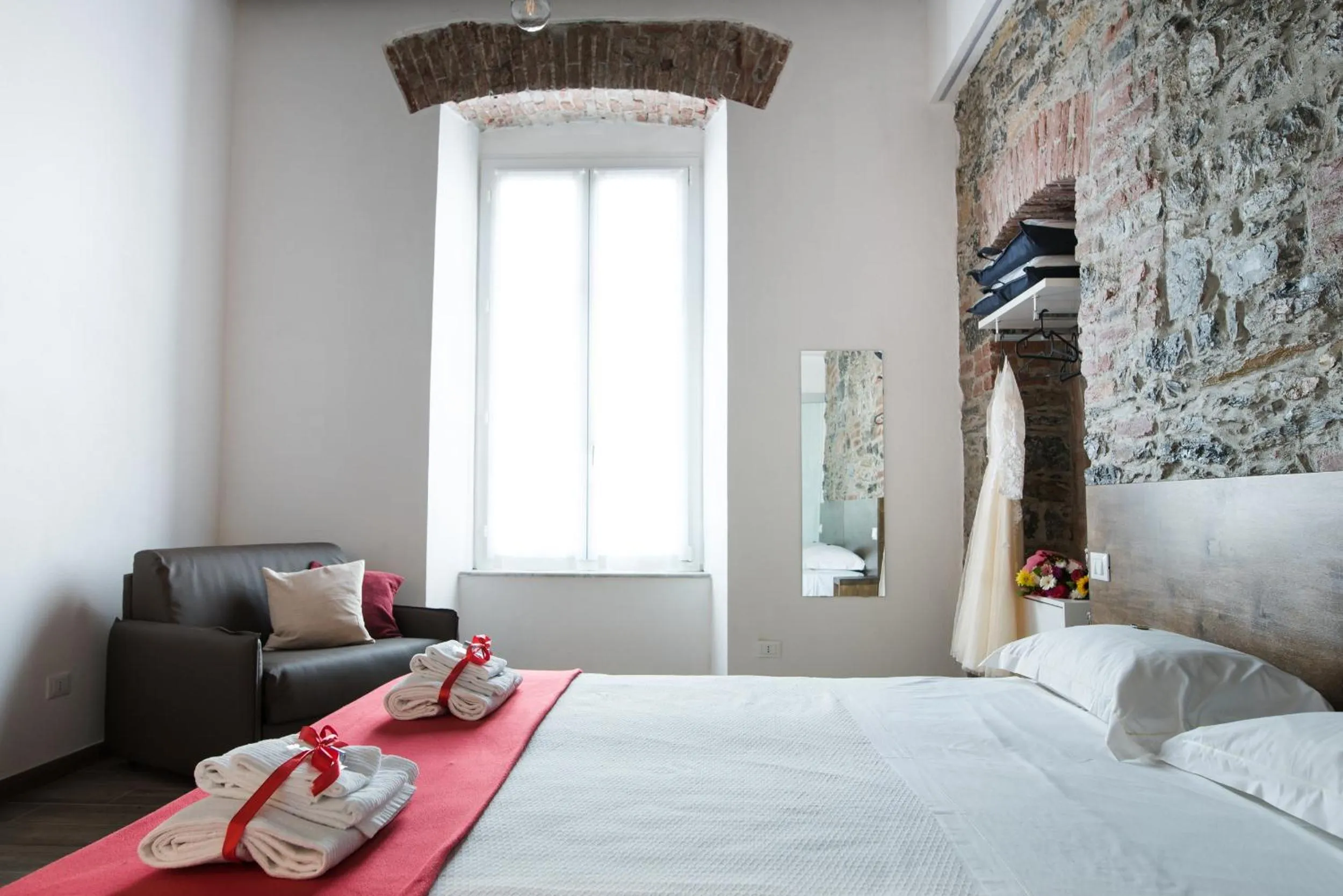 Photo of the whole room, Bed in Affittacamere Superior del Golfo e delle 5 Terre