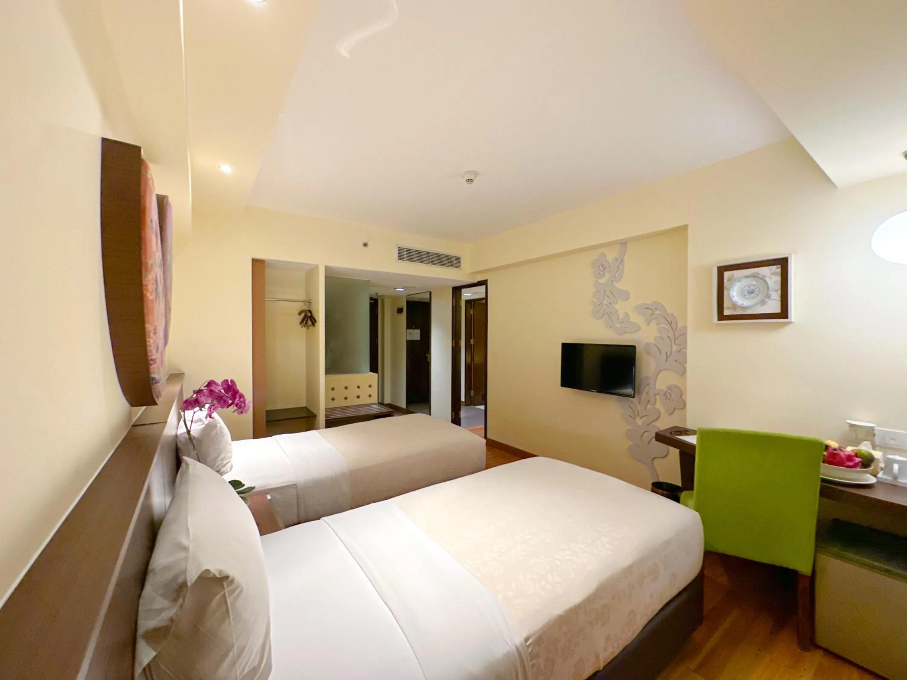 Bed in Atanaya Kuta Bali