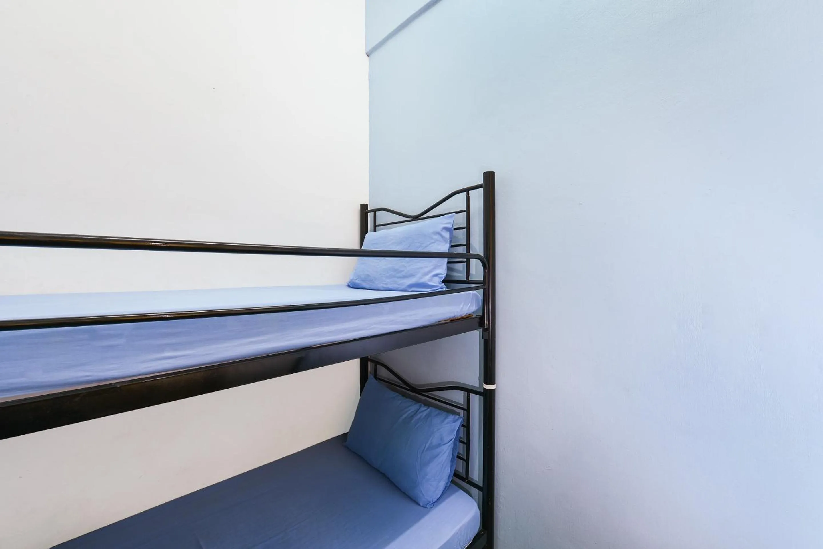 Bedroom, Bed in Hotel O Kuantan Backpackers