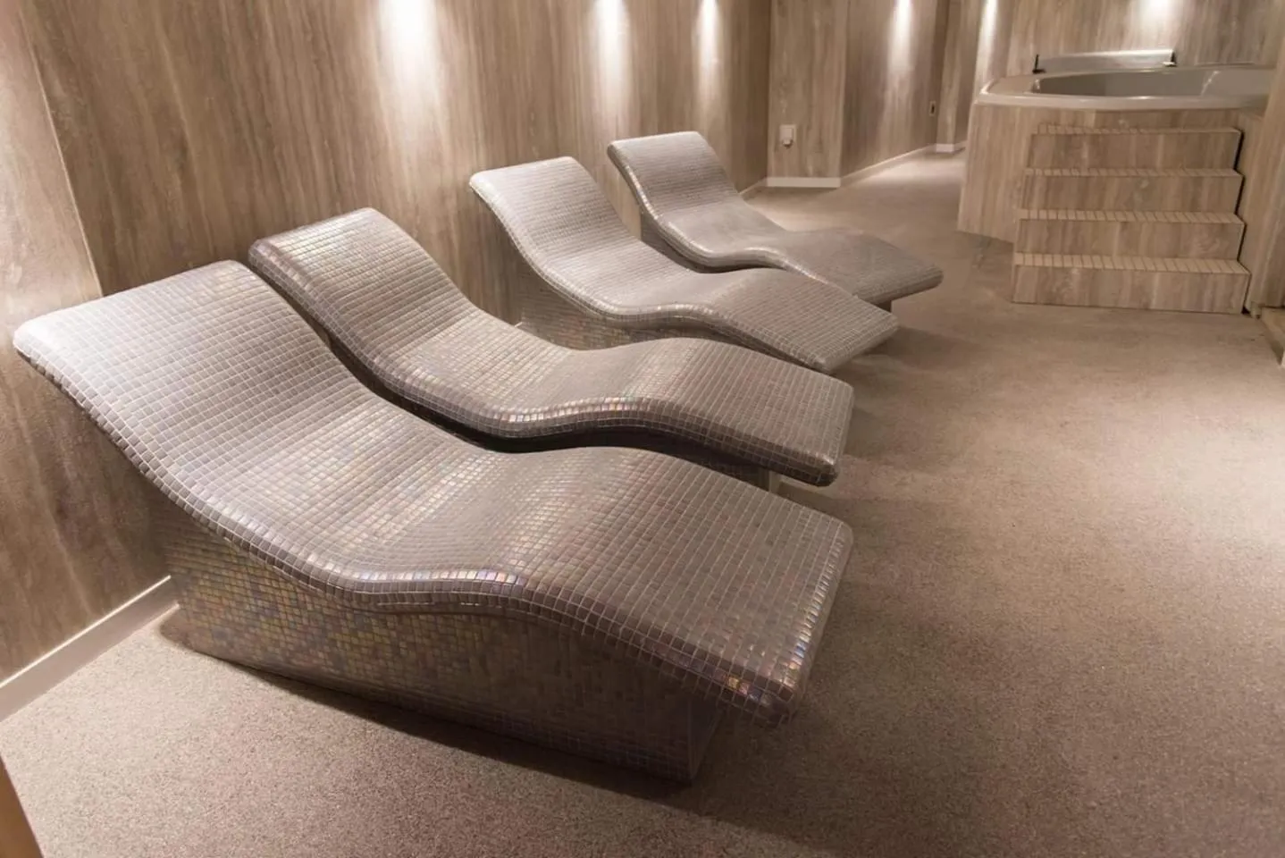 Spa and wellness centre/facilities in Gwesty'r Marine Hotel & Spa