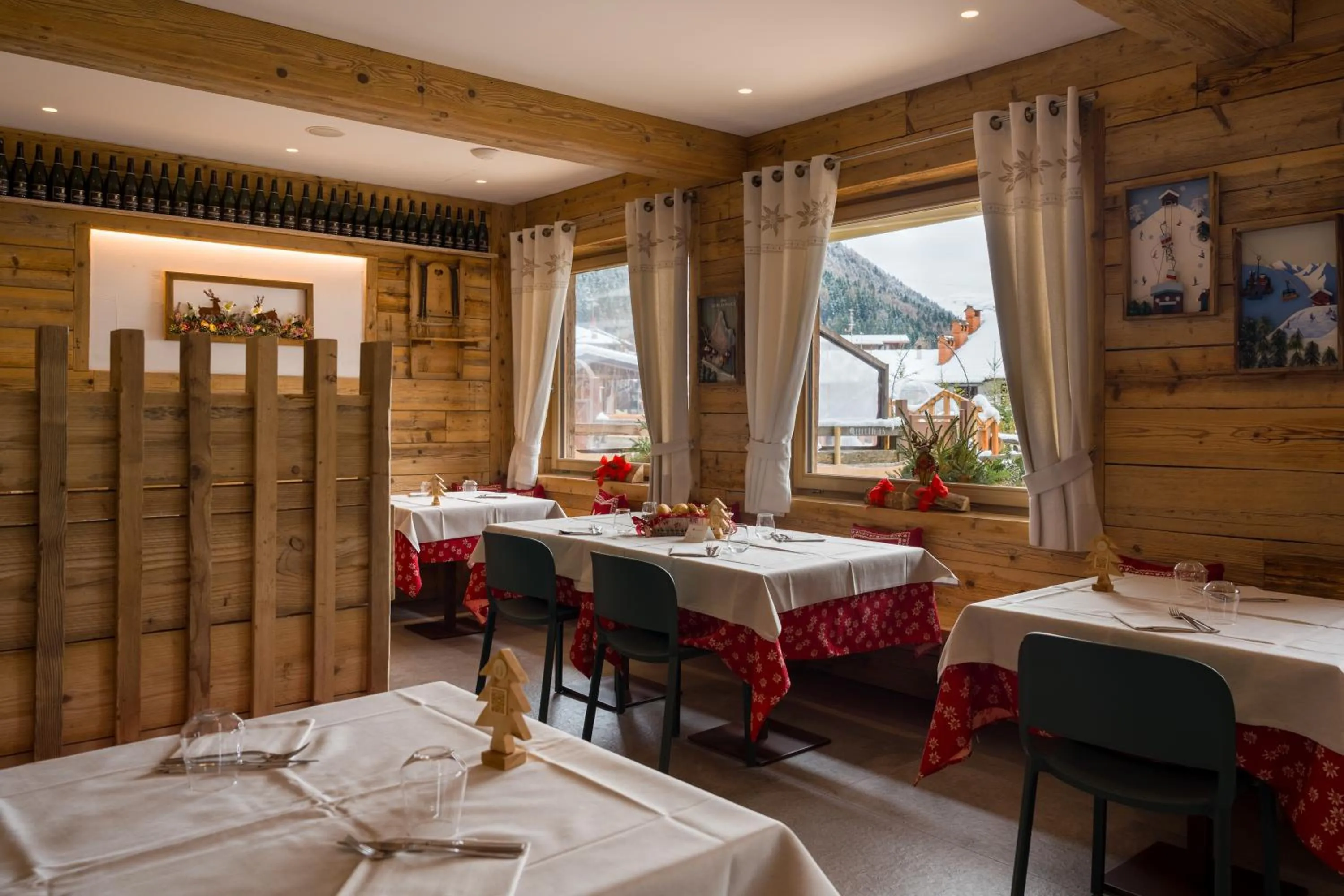 Restaurant/places to eat in Alpen Chalet - Charme Mountain Hotel -