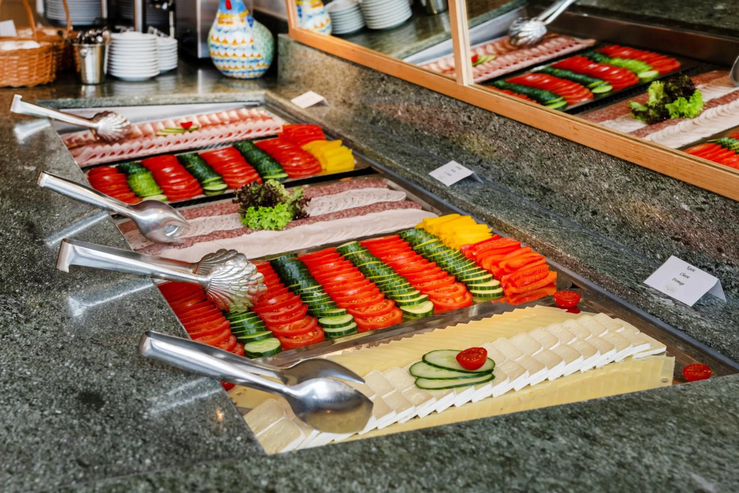 Restaurant/places to eat in Turmhotel Victoria Davos