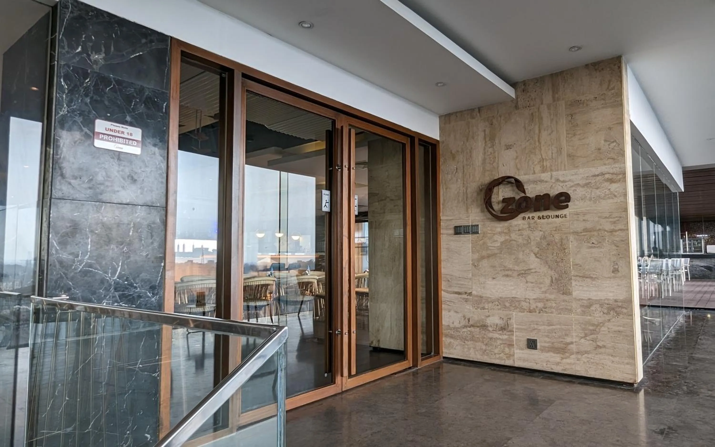 Lounge or bar in The Peninsula Chittagong Limited