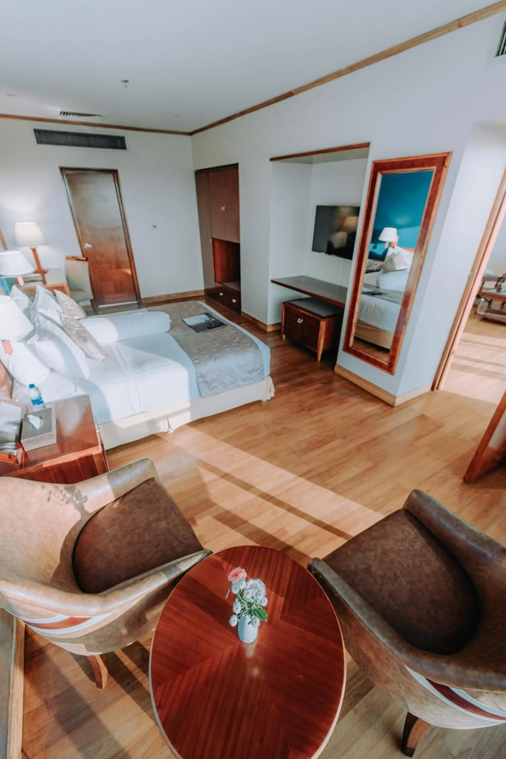 Bedroom, Bed in The Peninsula Chittagong Limited