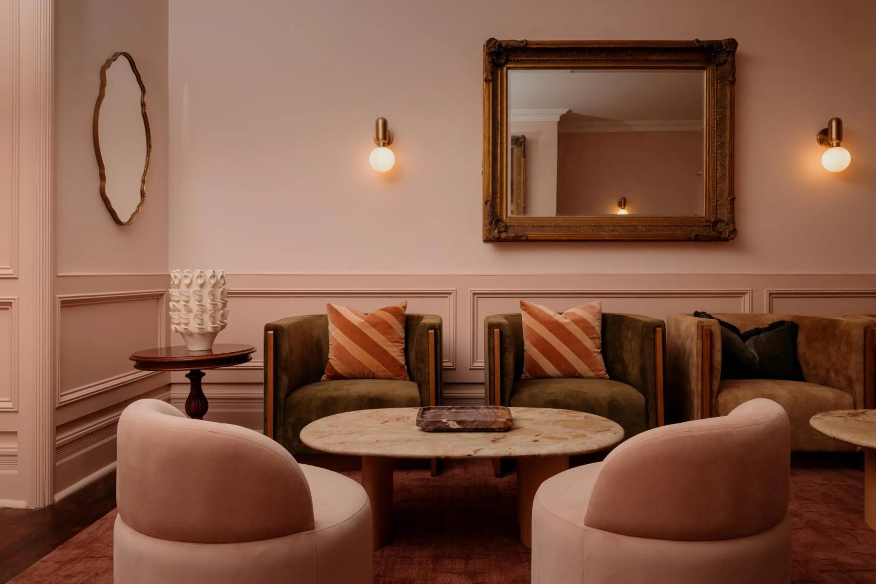 Lounge or bar in Ardour Milton Park Bowral