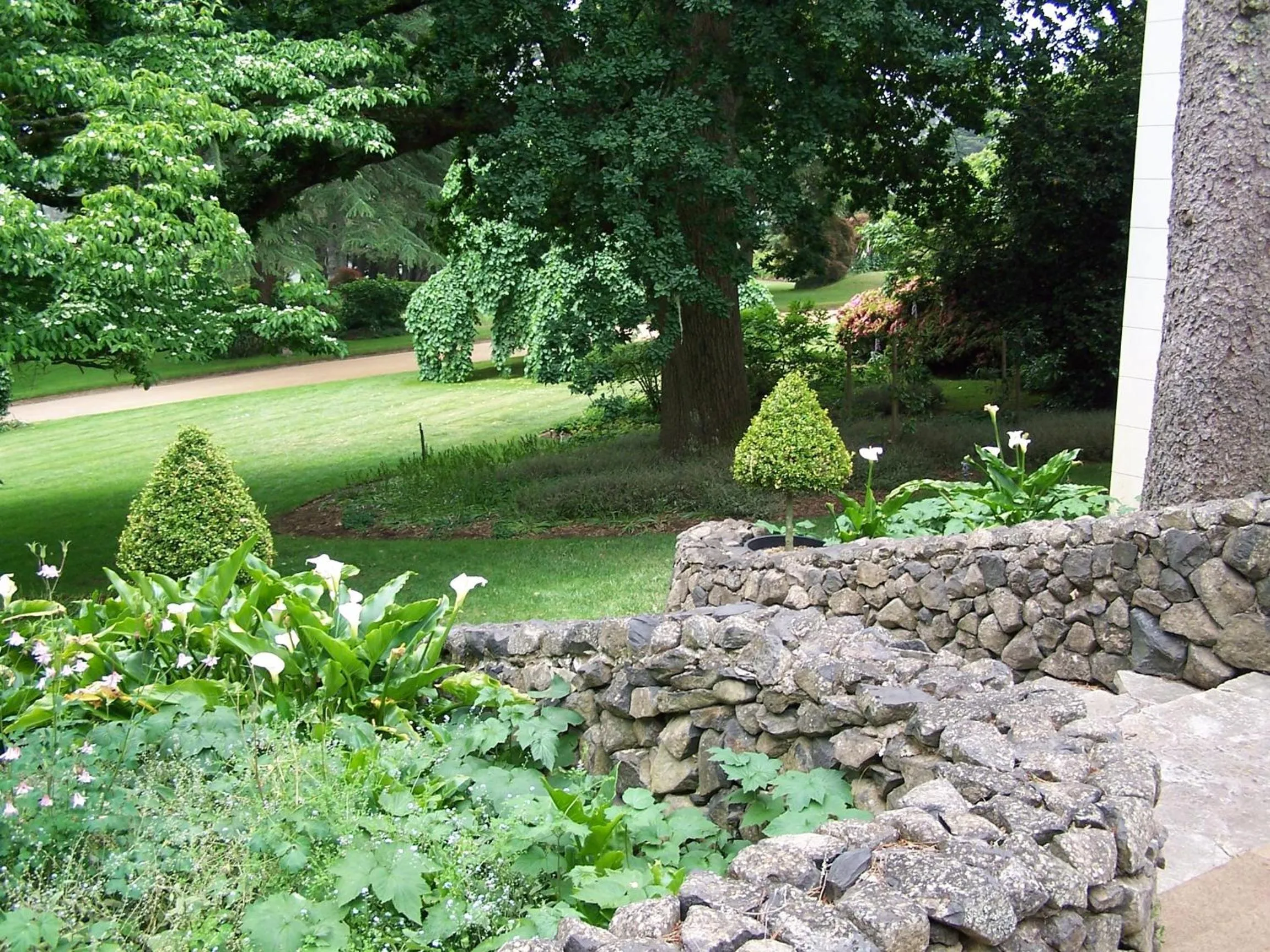 Day in Ardour Milton Park Bowral