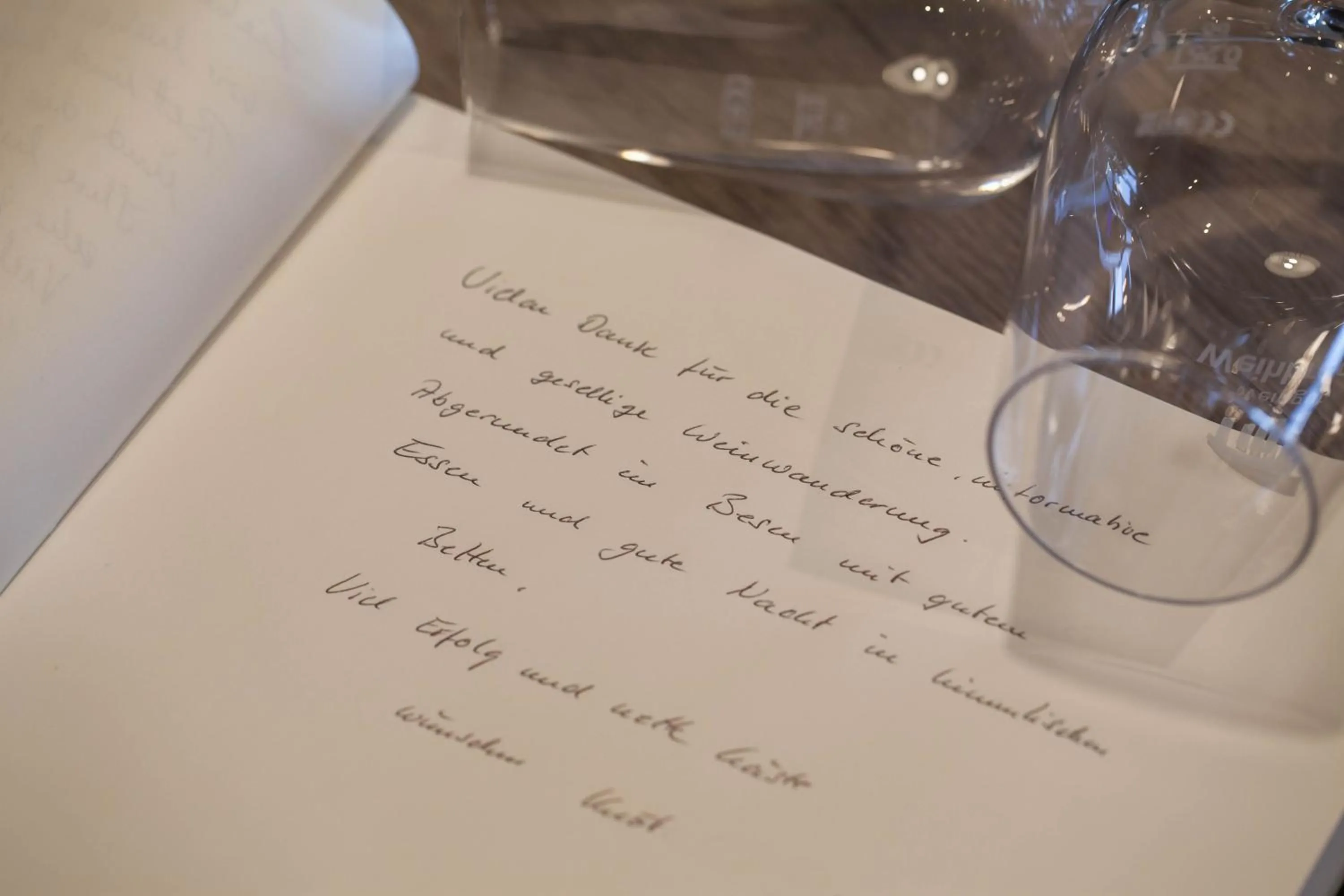 Decorative detail in Wein & Bett Weihbrecht