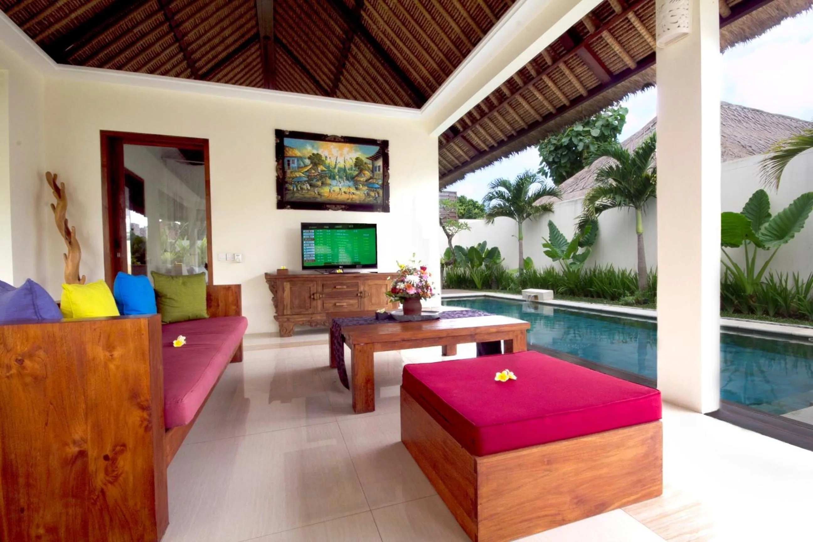 Living room in Avery Le Nixsun Villas Ungasan with Free access to Gym center by Waringin Hospitality