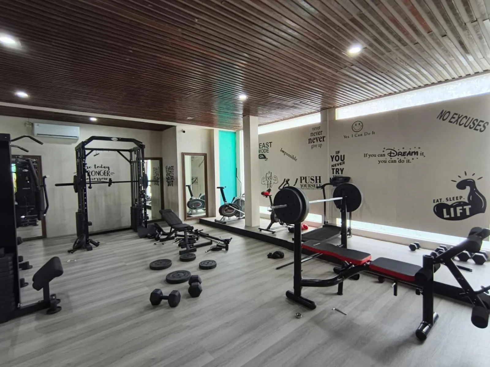 Fitness centre/facilities in Avery Le Nixsun Villas Ungasan with Free access to Gym center by Waringin Hospitality
