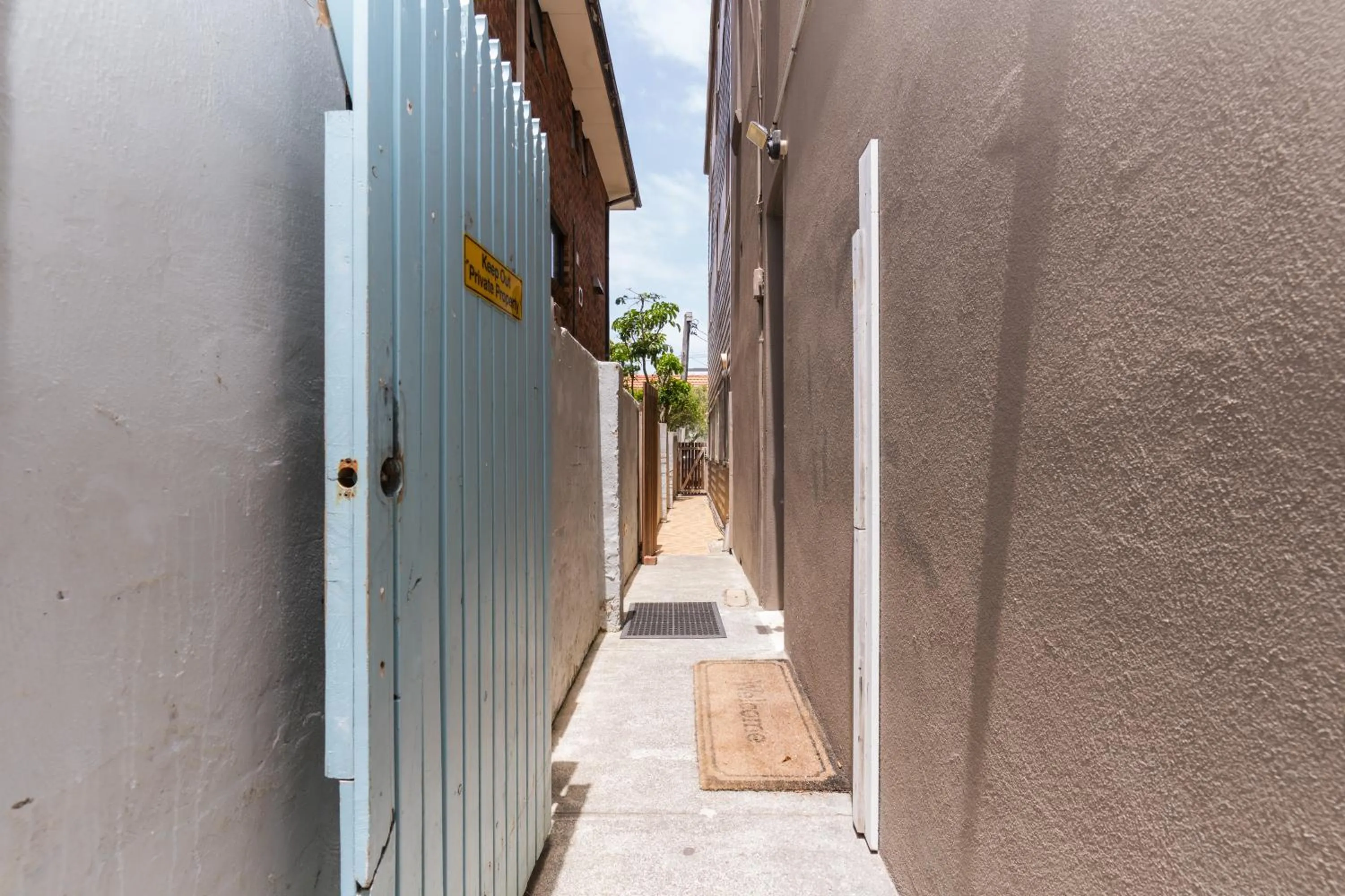 Day in Manly Beach Guesthouse