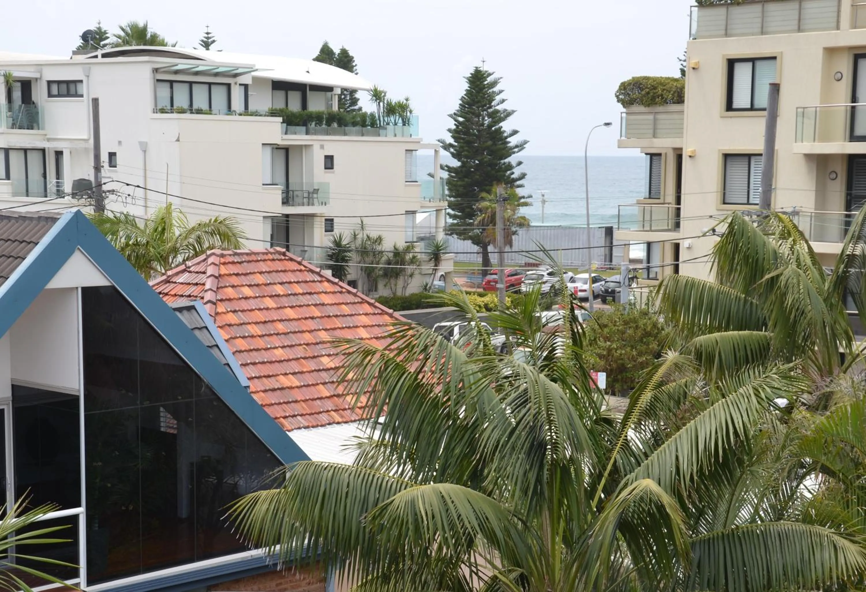 Property building in Manly Beach Guesthouse