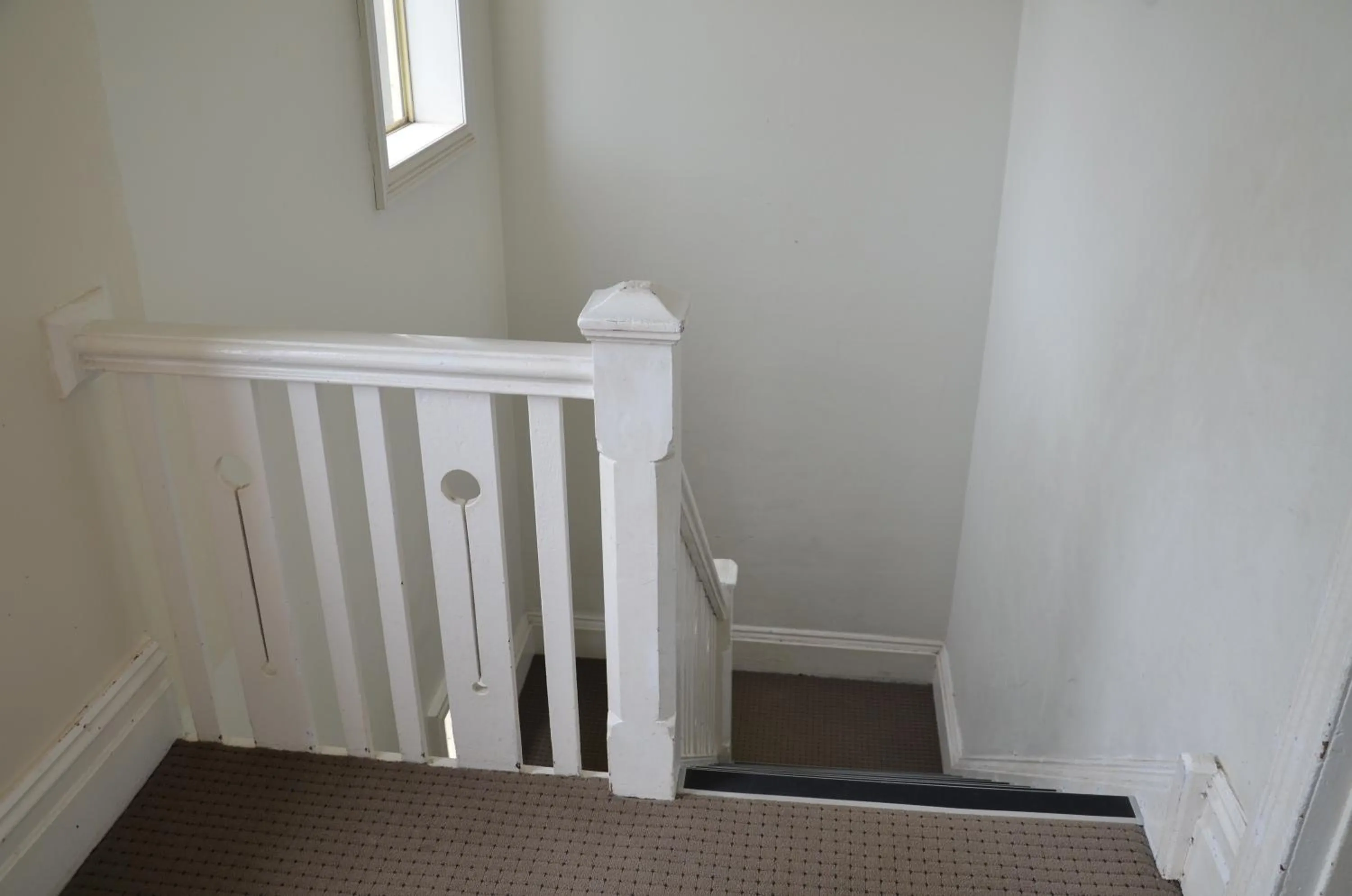 Property building in Manly Beach Guesthouse