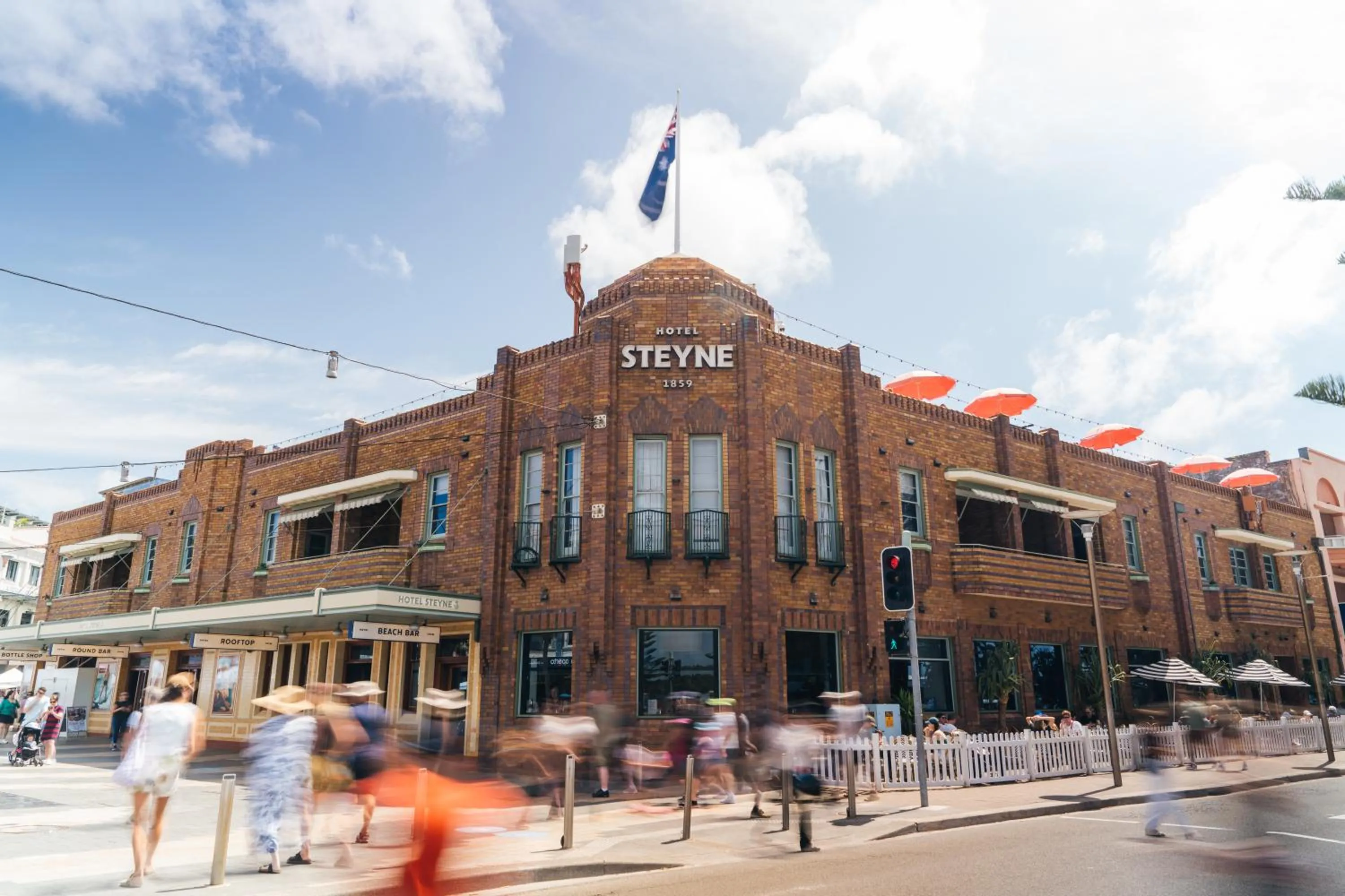 People in Manly Beach Guesthouse