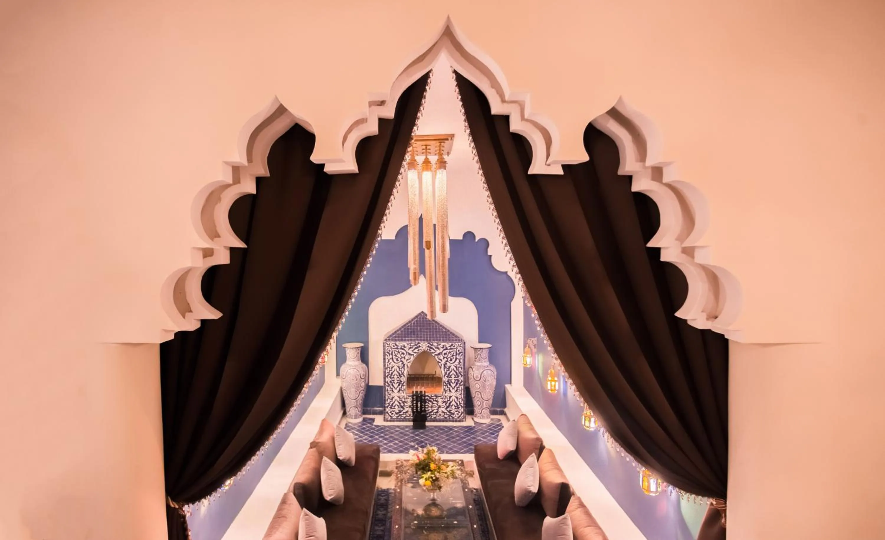 Seating area in Palais Dar Si Aissa ALL-SUITES