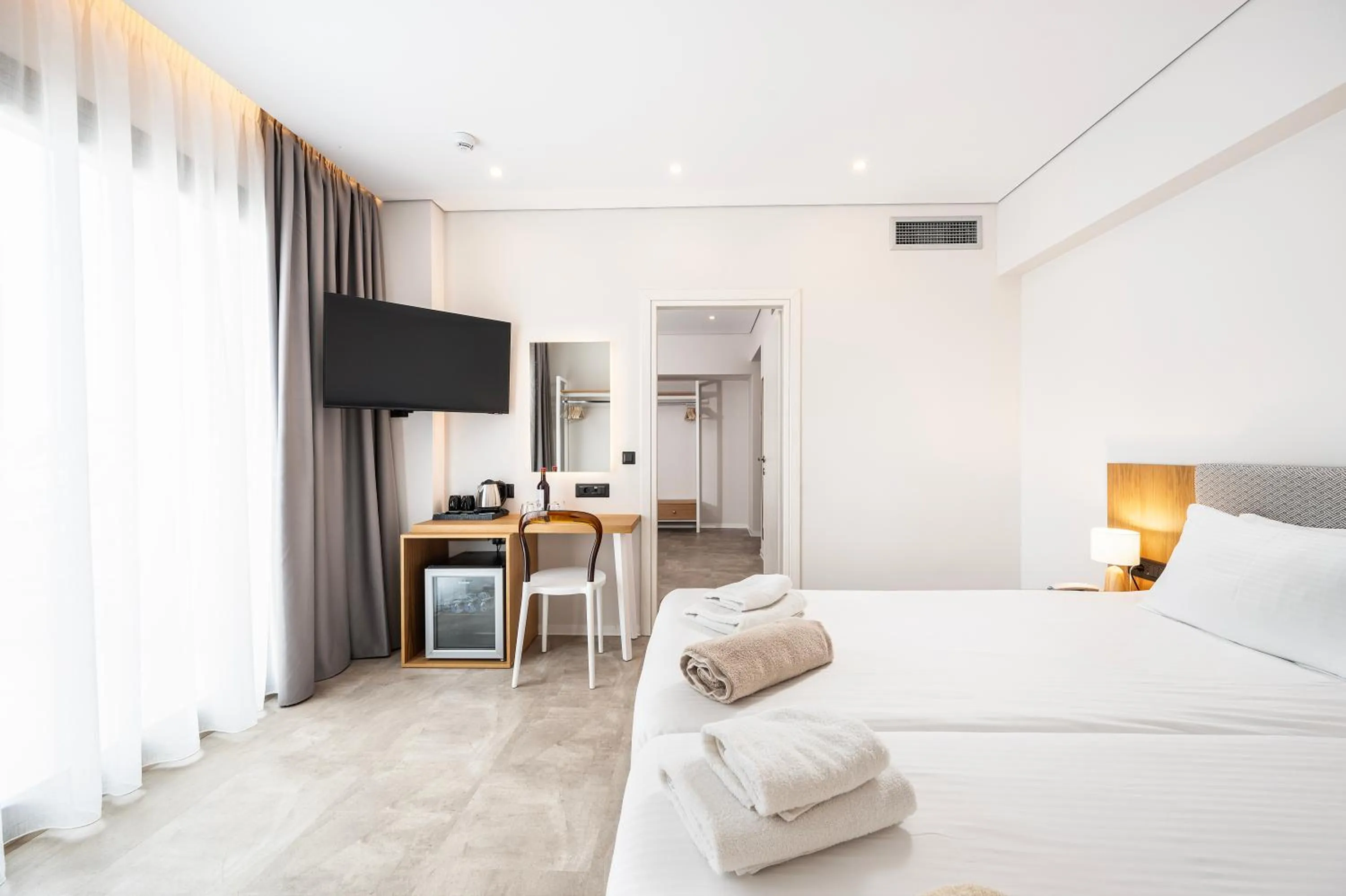 Bedroom, Bed in Athina Palace Resort & Spa