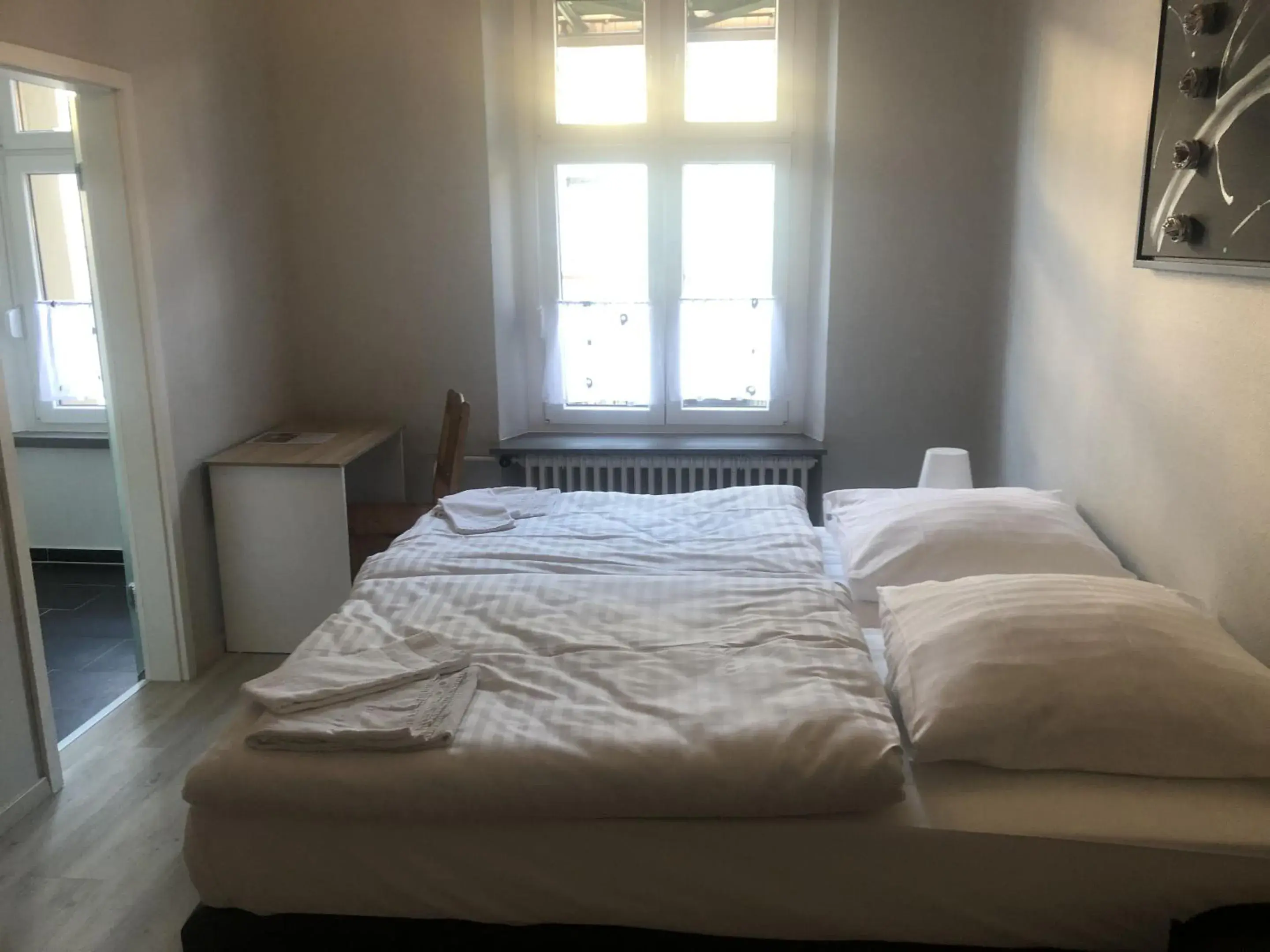 Double Room with Private Bathroom in Hotel Schwaferts Double Room with Private Bathroom in Hotel Schwaferts