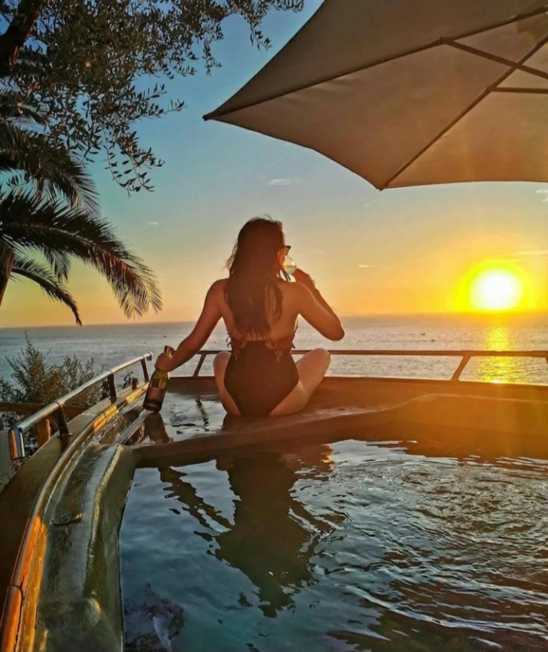 Pool view in La Palombara B&B