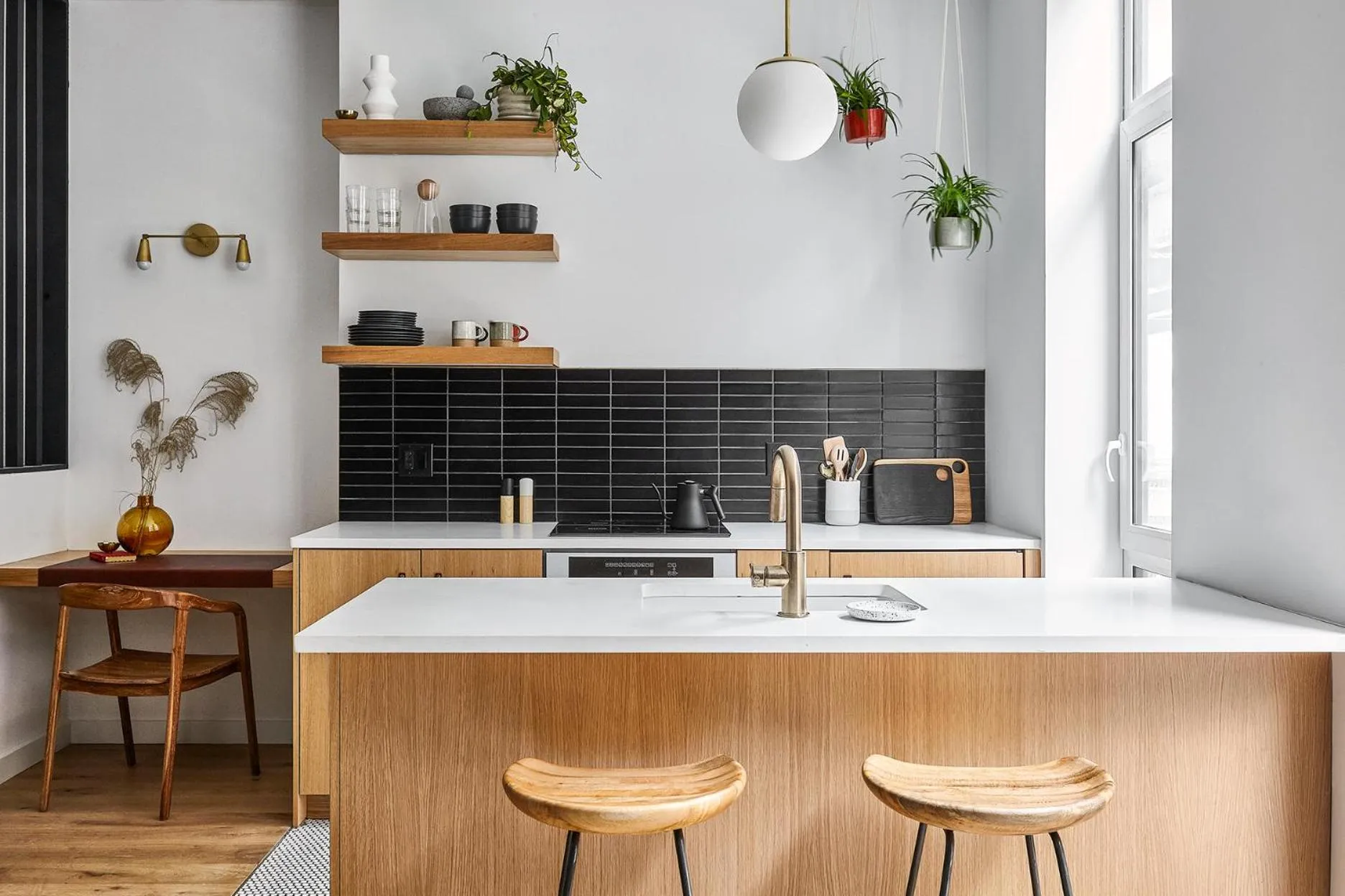 Kitchen or kitchenette in Lokal Hotel Fishtown