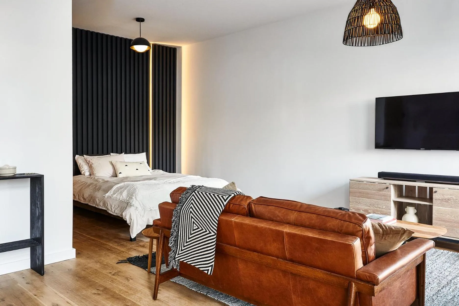 TV and multimedia, Bed in Lokal Hotel Fishtown