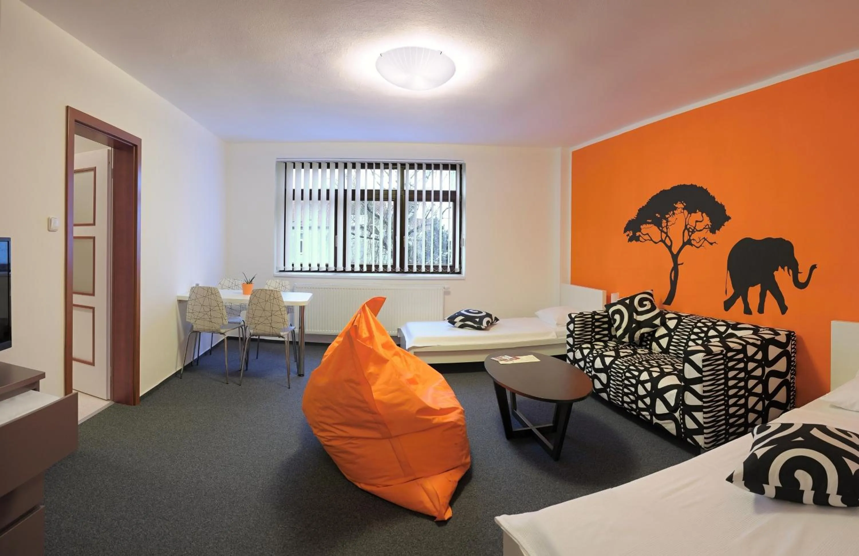 Living room, Bed in Pension Pod věží