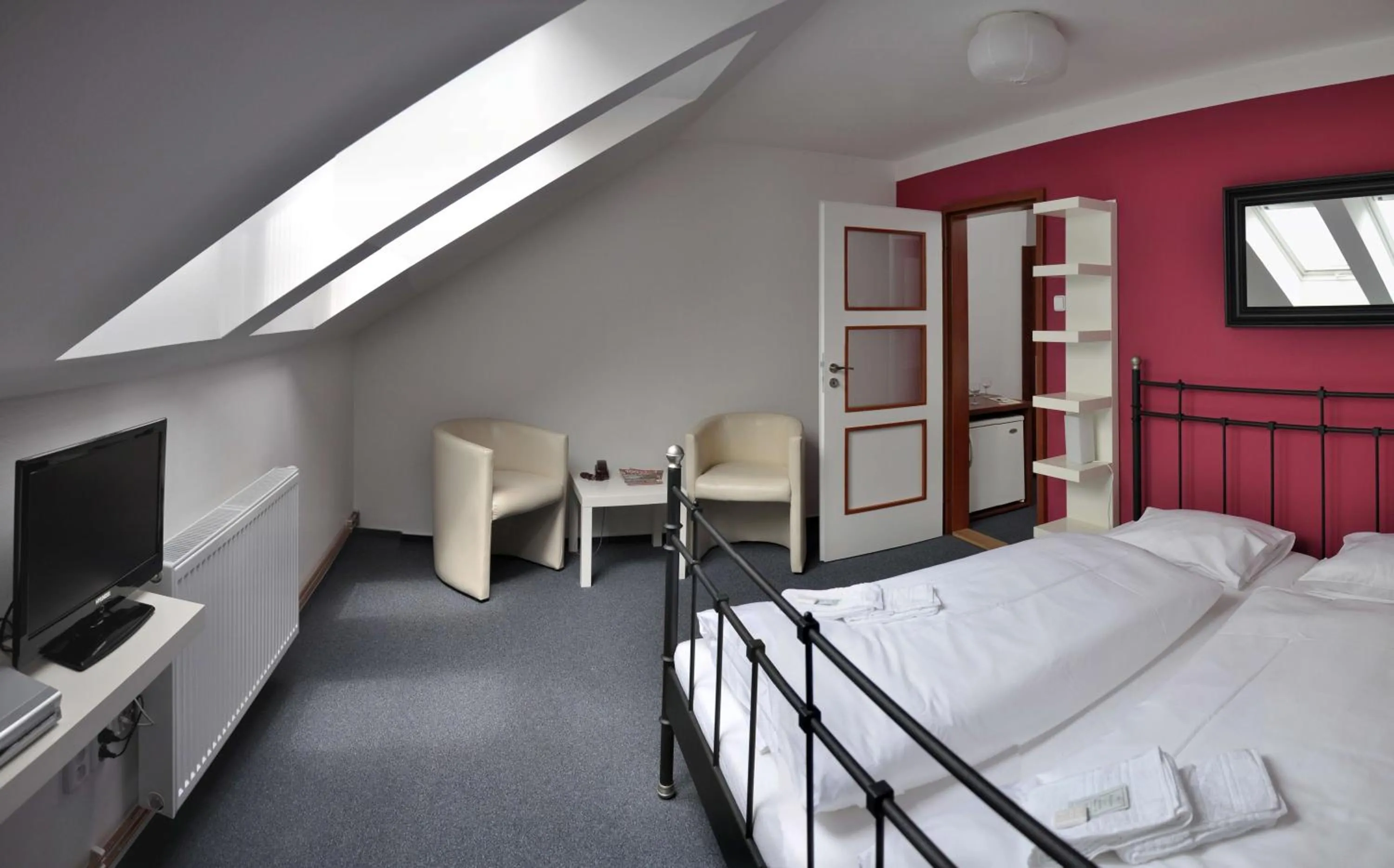 Photo of the whole room, Bed in Pension Pod věží